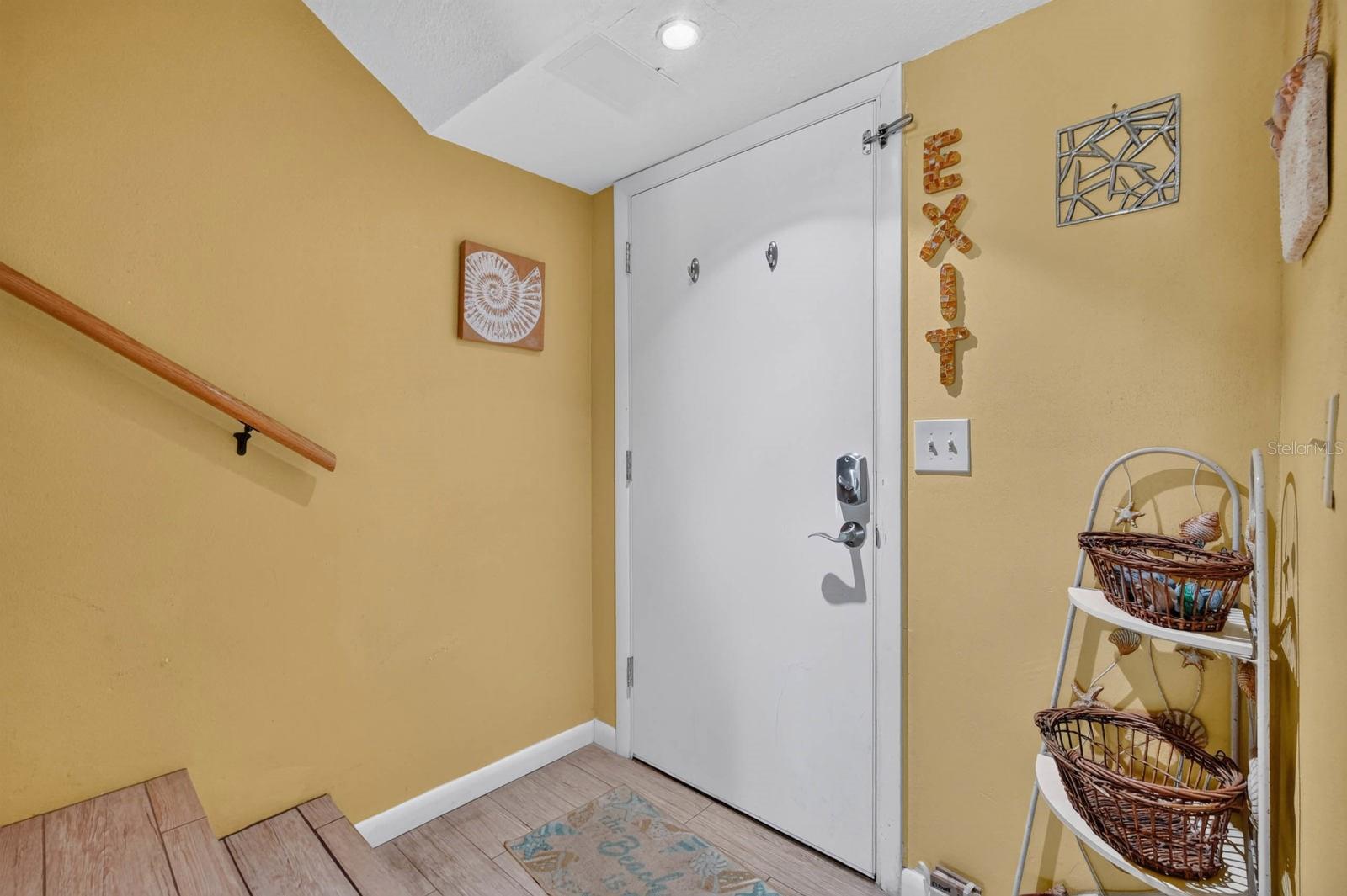 OCEAN BCH CONDOMINIUM CLUB - Residential