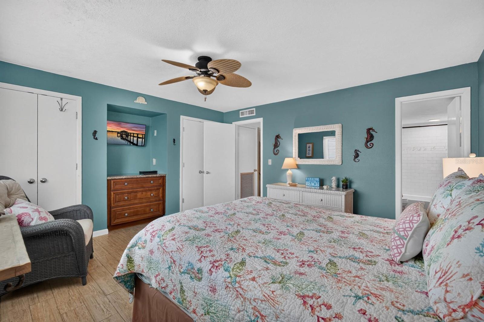 OCEAN BCH CONDOMINIUM CLUB - Residential