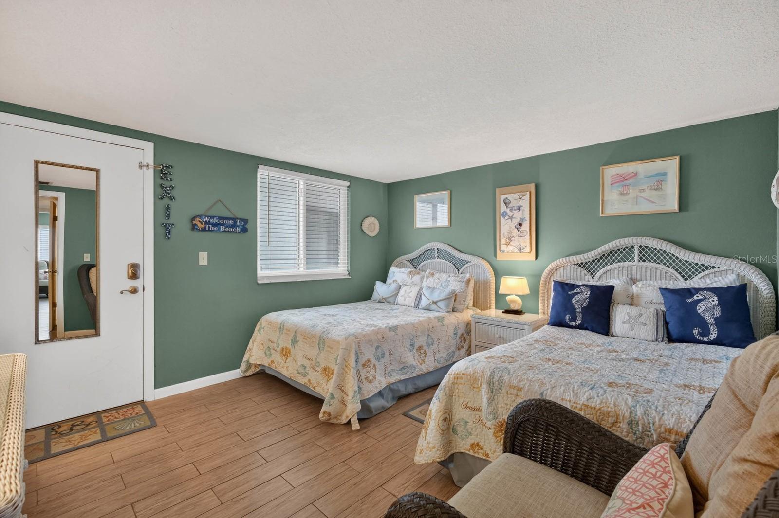 OCEAN BCH CONDOMINIUM CLUB - Residential