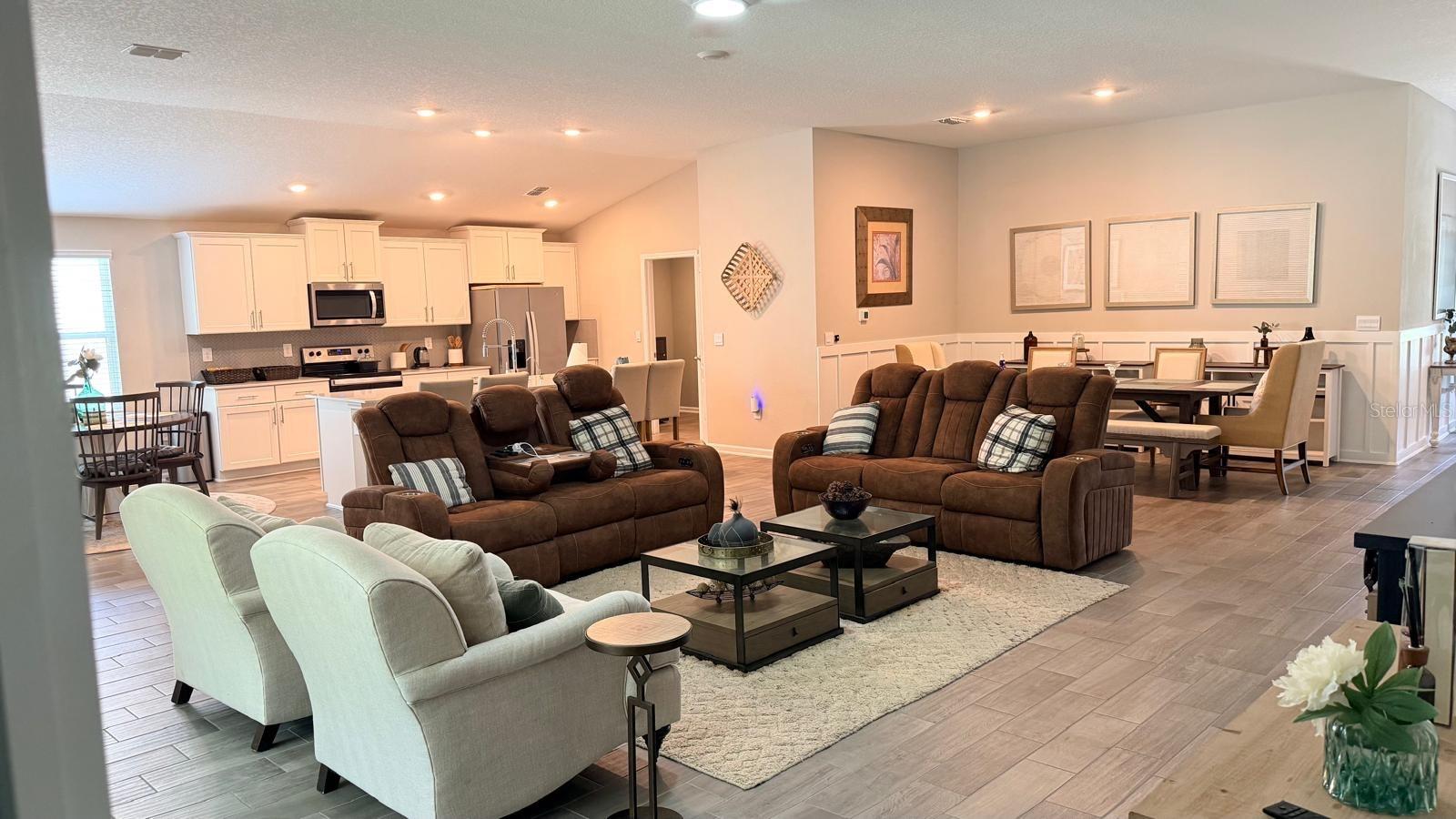 PECAN RIDGE - Residential