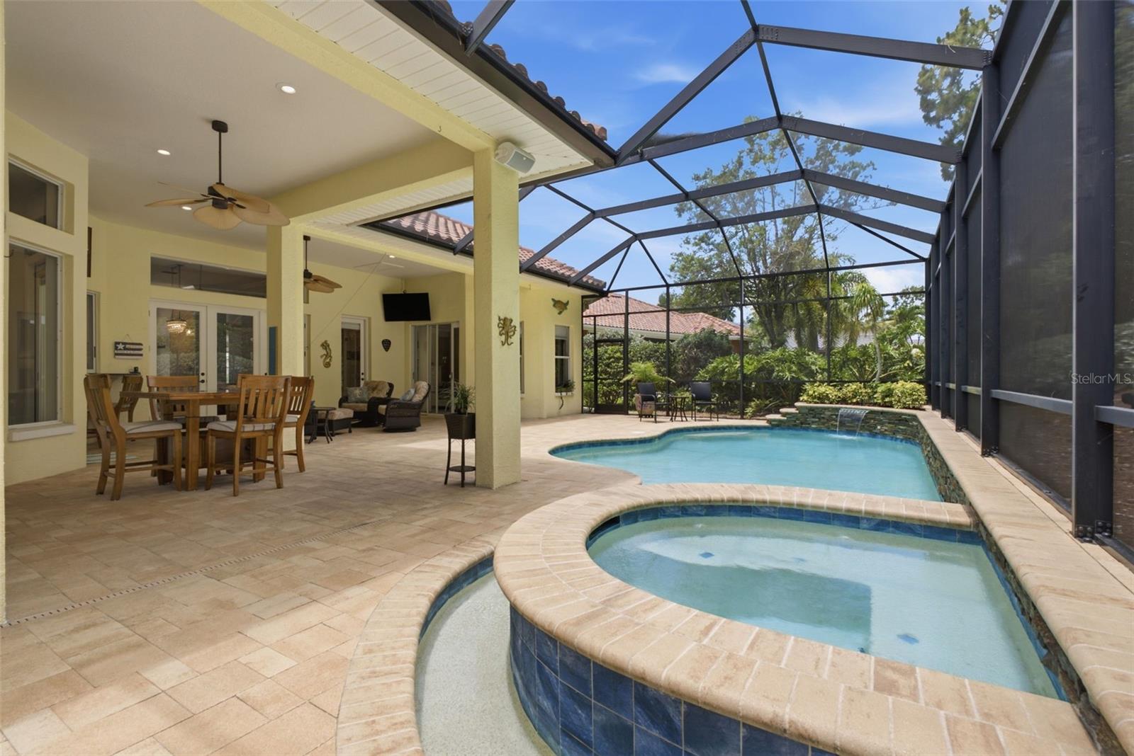 BAYOU CLUB ESTATES PH 8 - Residential