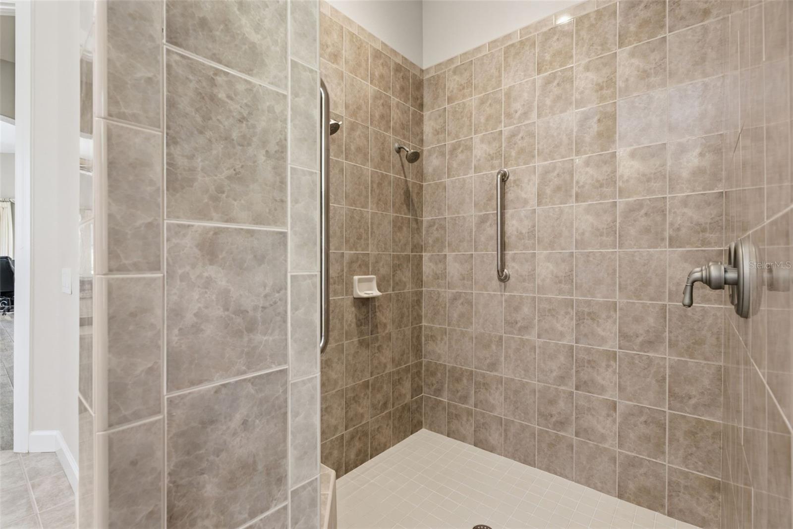 BAYOU CLUB ESTATES PH 8 - Residential