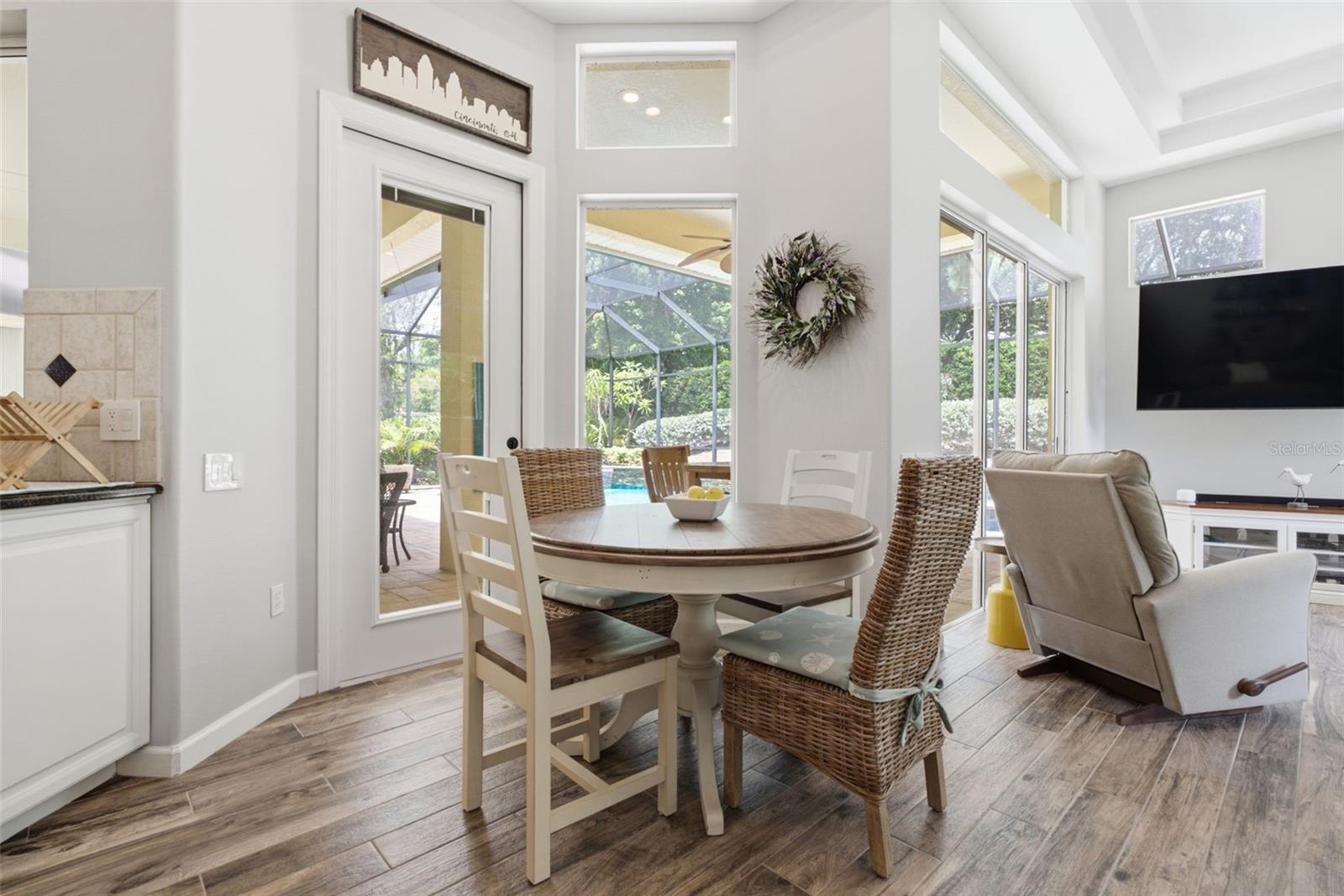 BAYOU CLUB ESTATES PH 8 - Residential