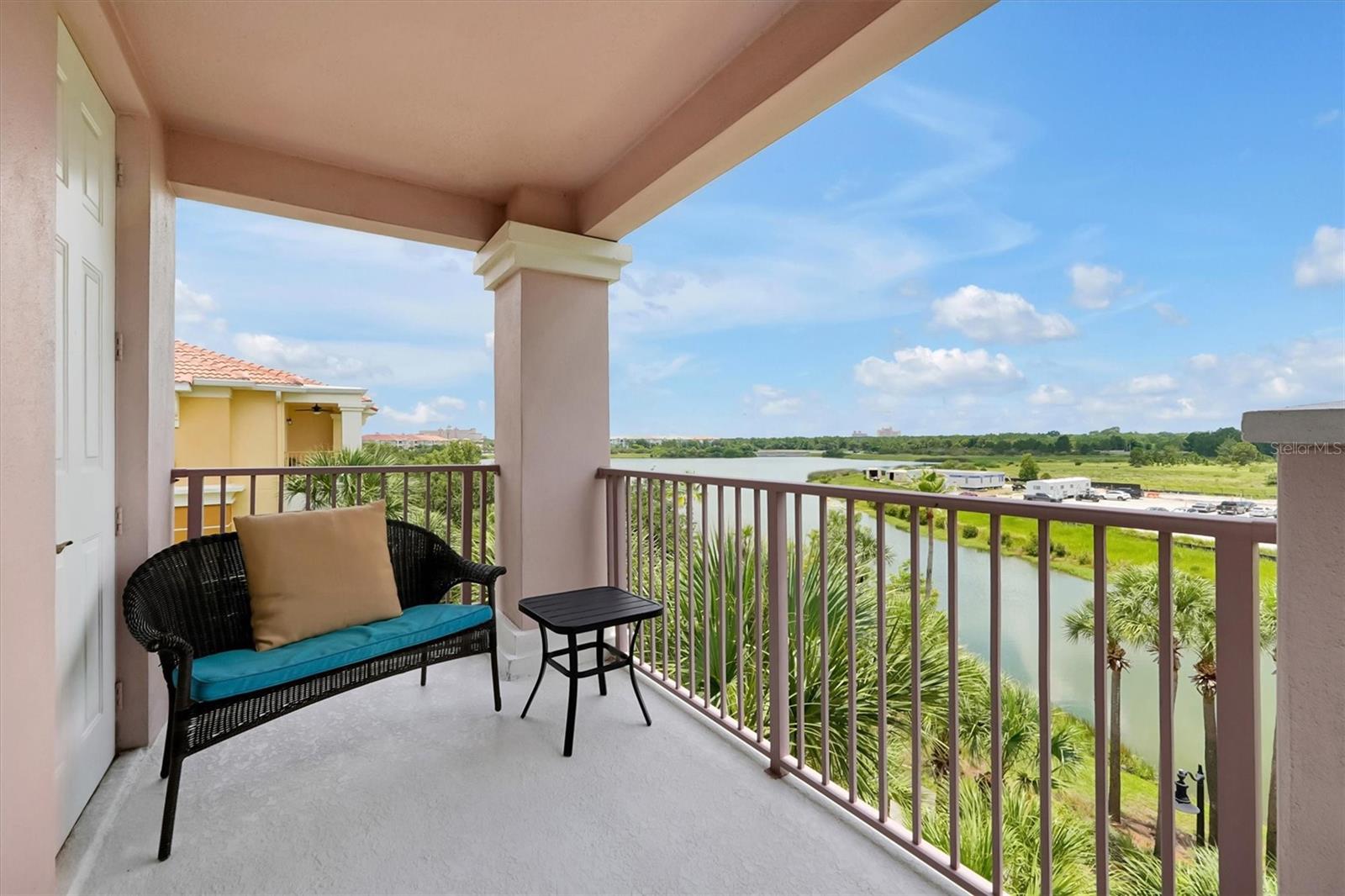 VISTA CAY/HARBOR SQUARE PH 4 - Residential