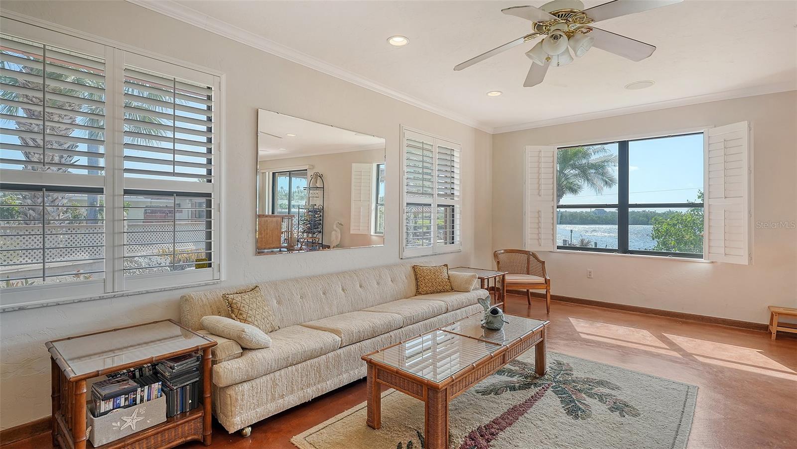 AQUALANE ESTATES - Residential