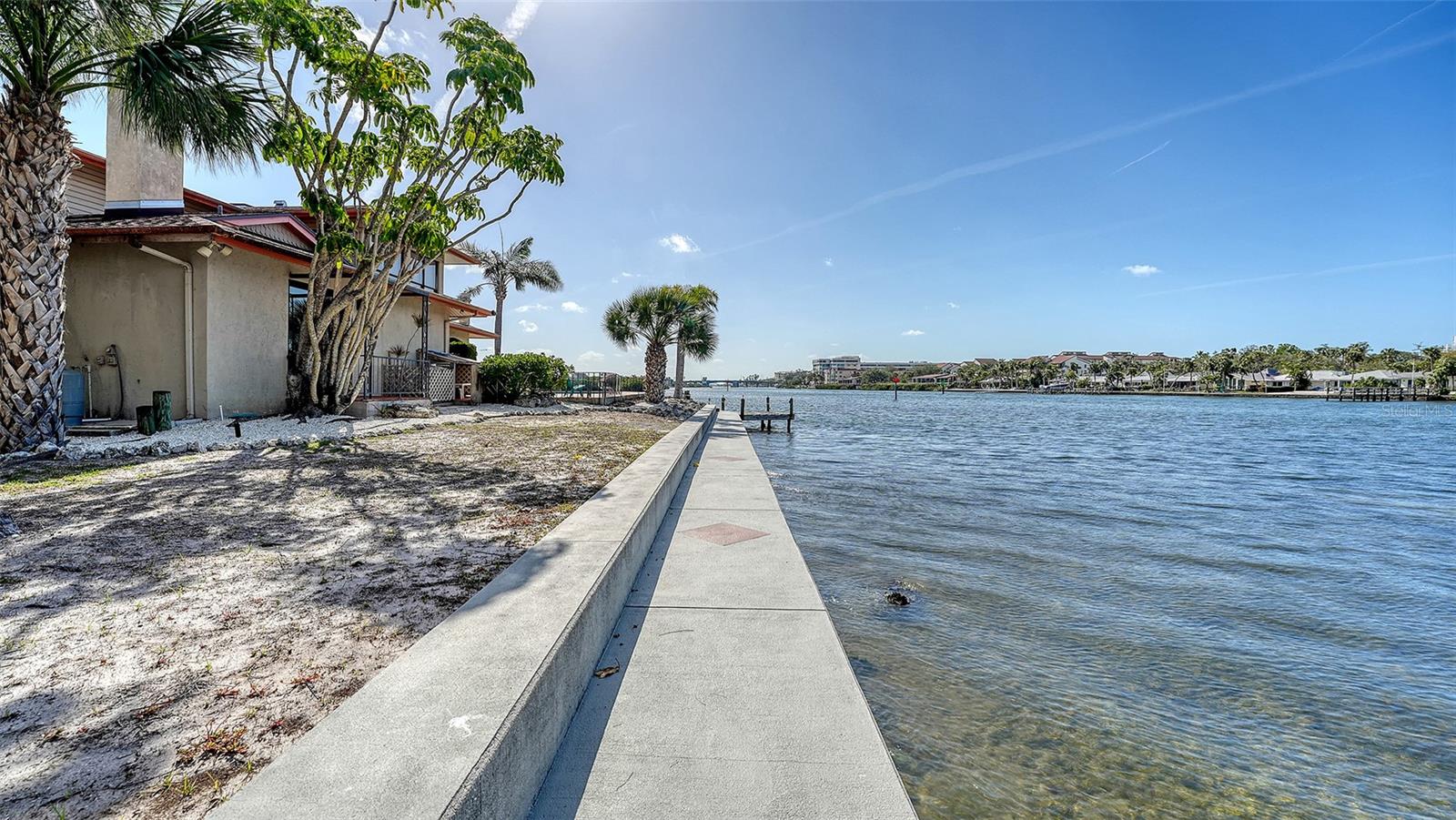 AQUALANE ESTATES - Residential