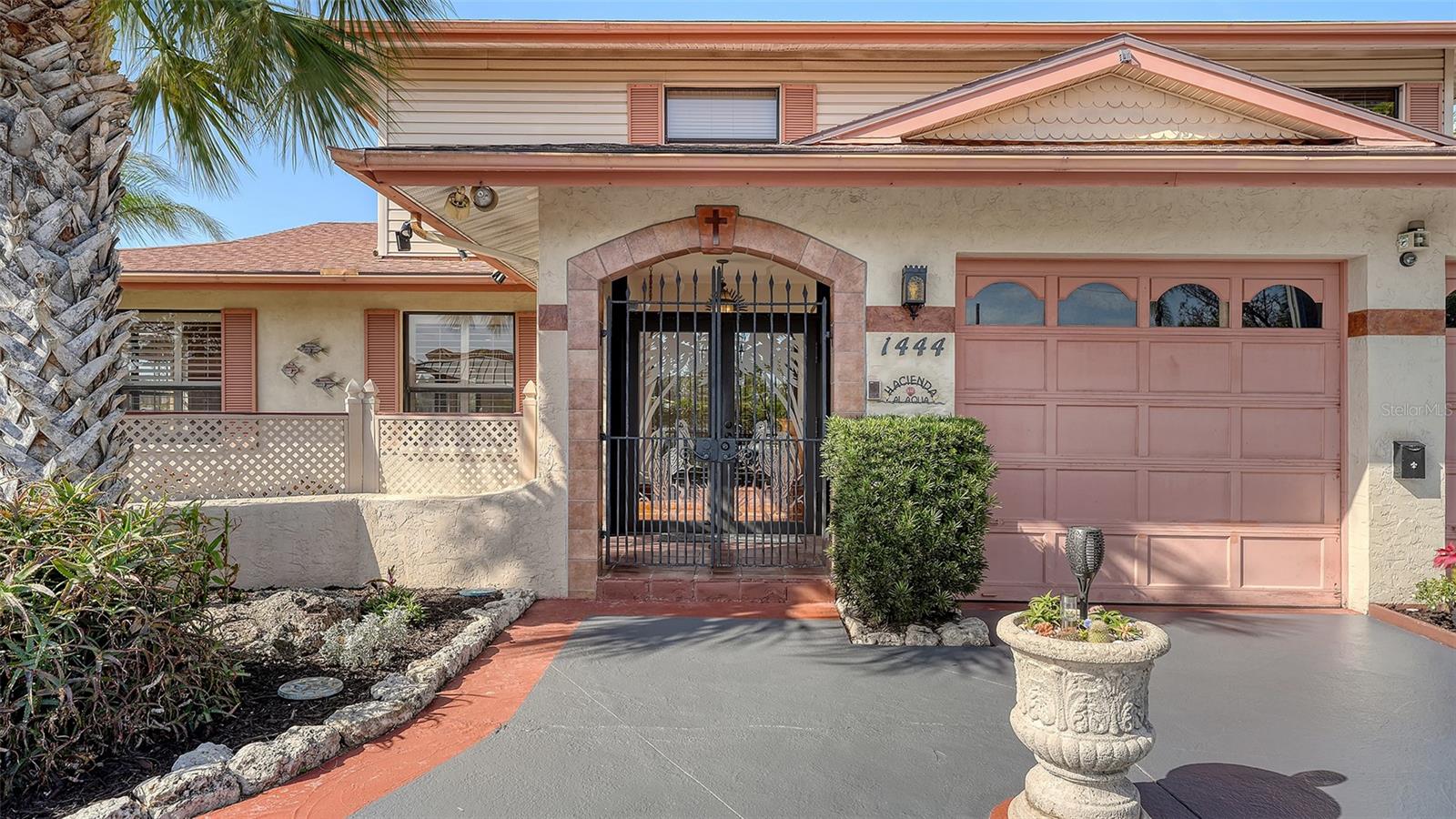 AQUALANE ESTATES - Residential