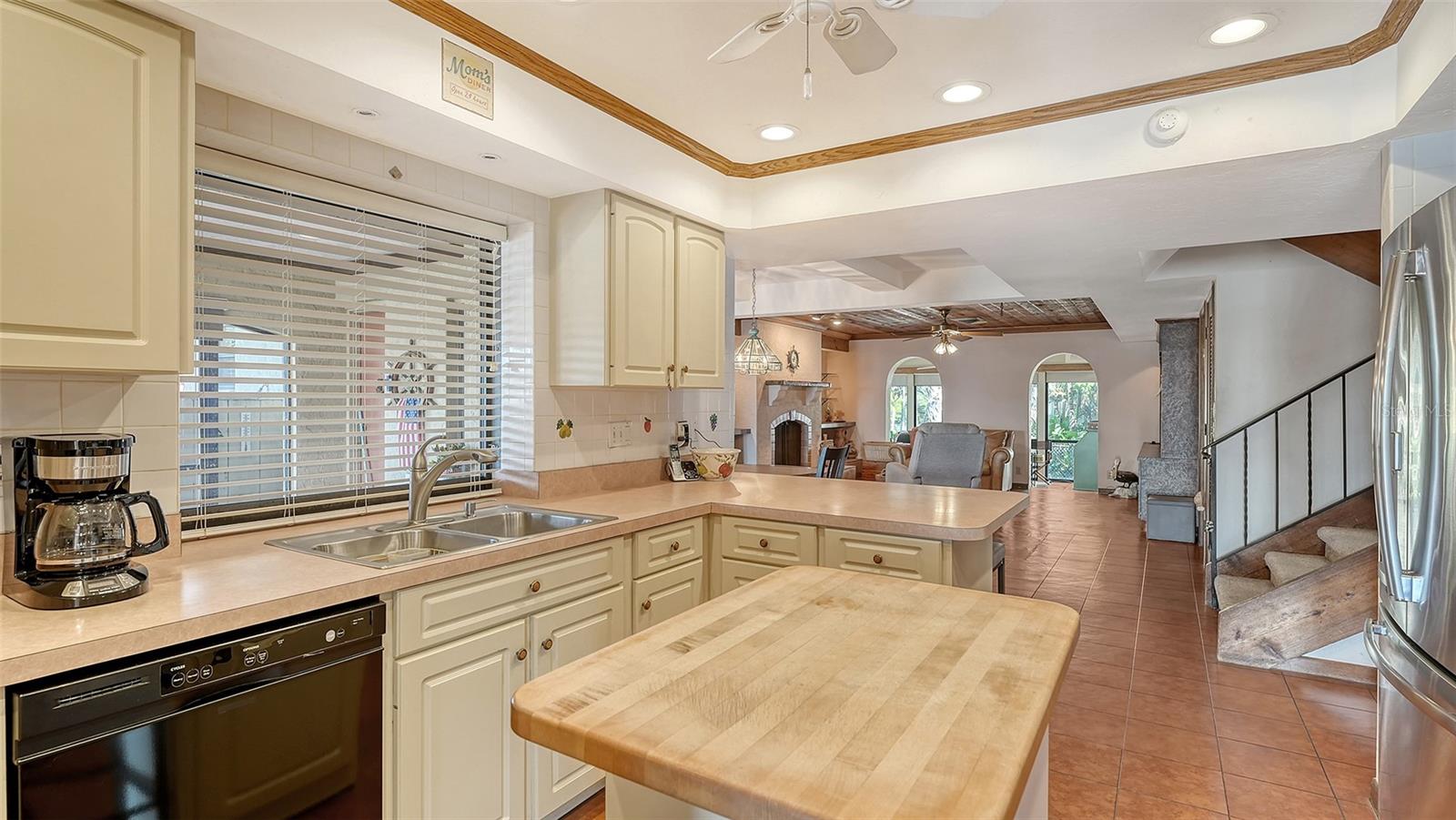 AQUALANE ESTATES - Residential