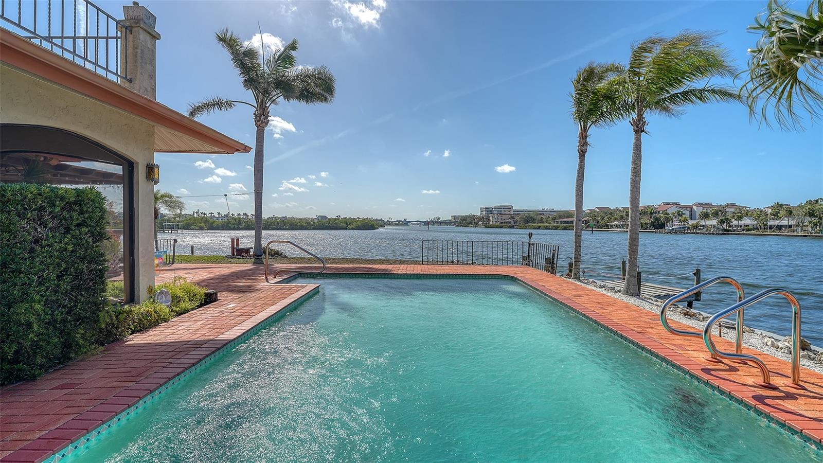 AQUALANE ESTATES - Residential