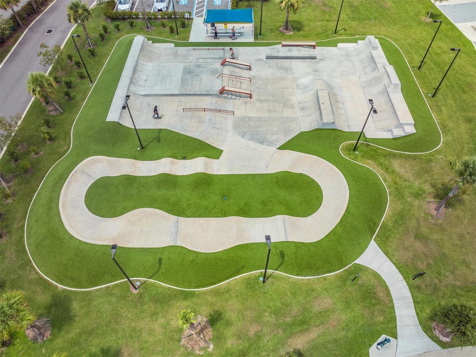 THE TOWERS AT CARROLLWOOD VILL - Residential