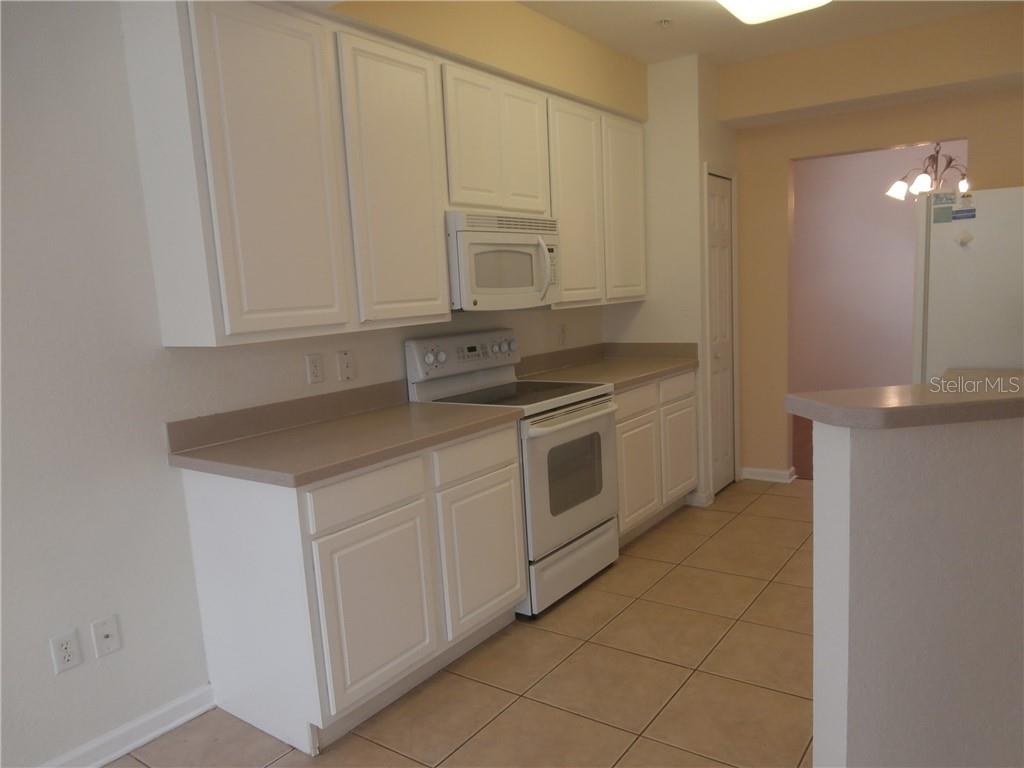 CARRIAGE HMS/STONEBRIDGE COMMO - Residential Lease