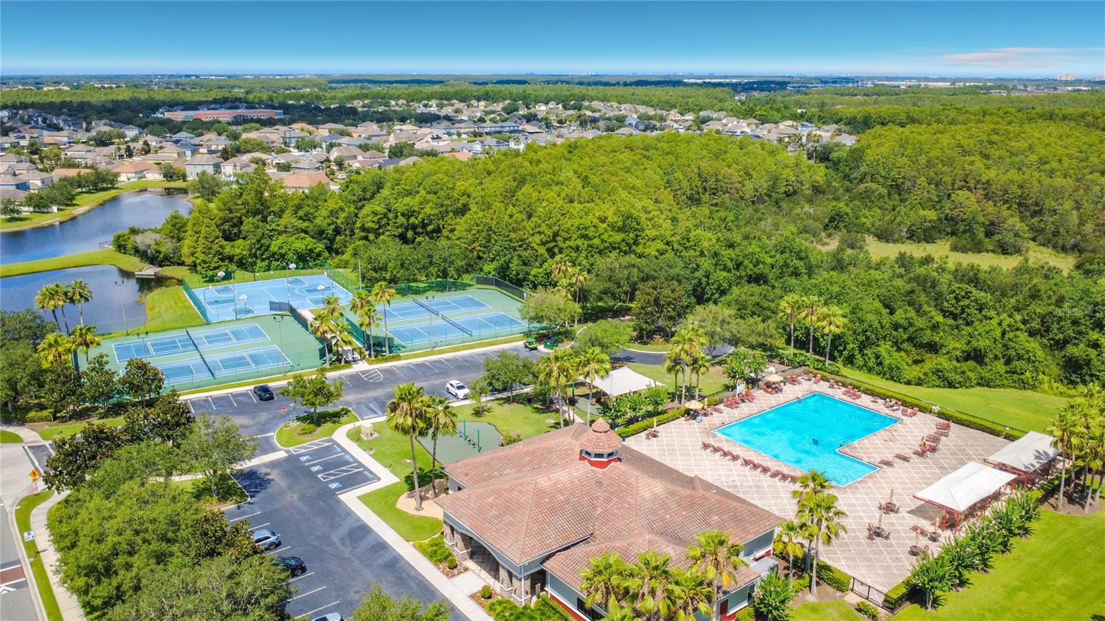 WYNDHAM LAKES ESTATES - Residential
