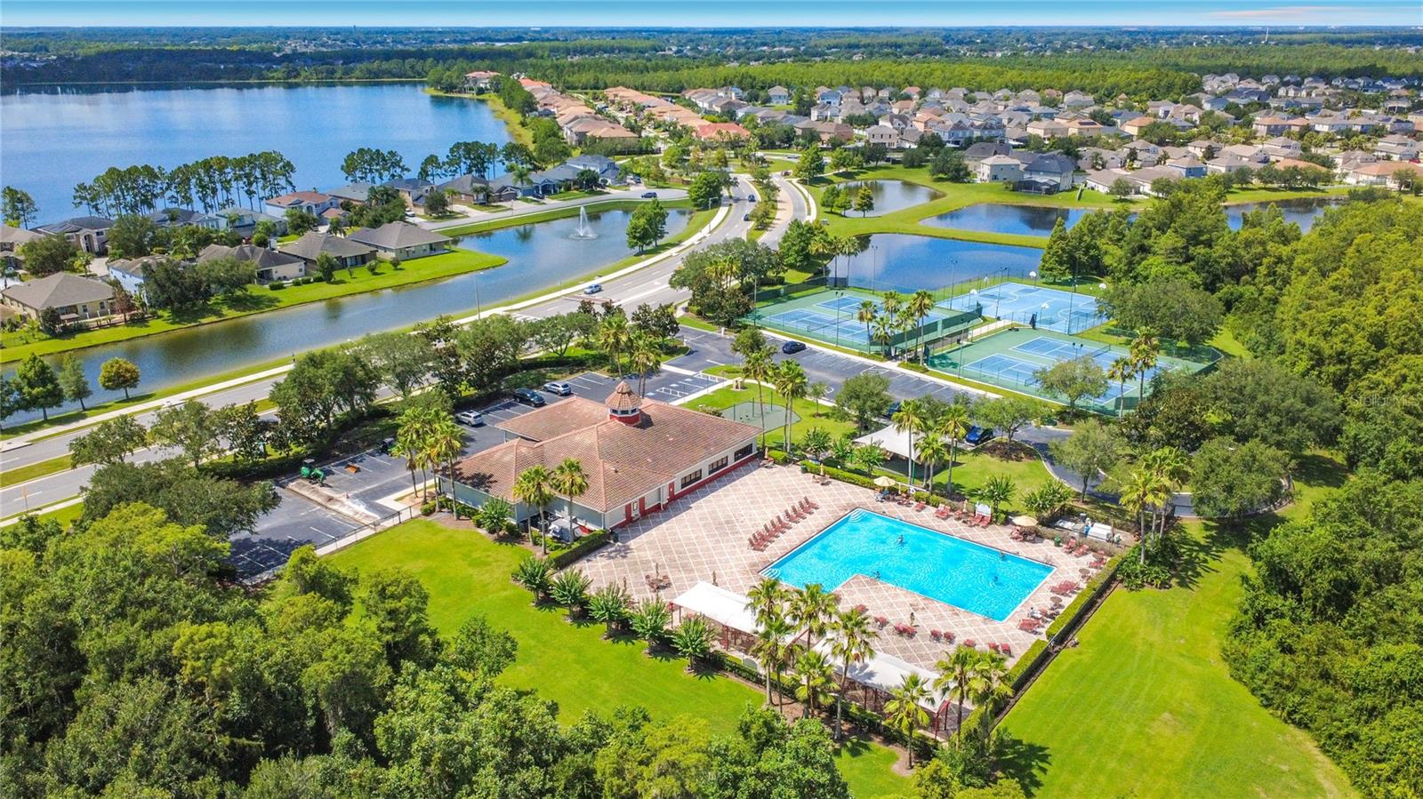 WYNDHAM LAKES ESTATES - Residential