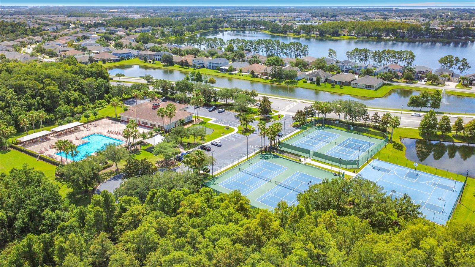 WYNDHAM LAKES ESTATES - Residential