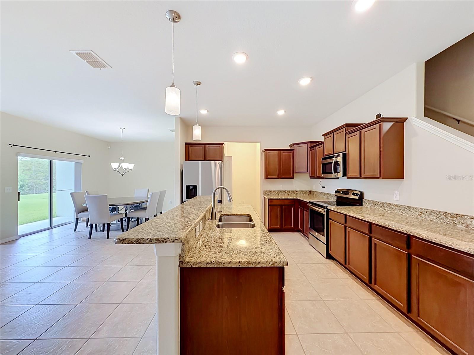 WYNDHAM LAKES ESTATES - Residential