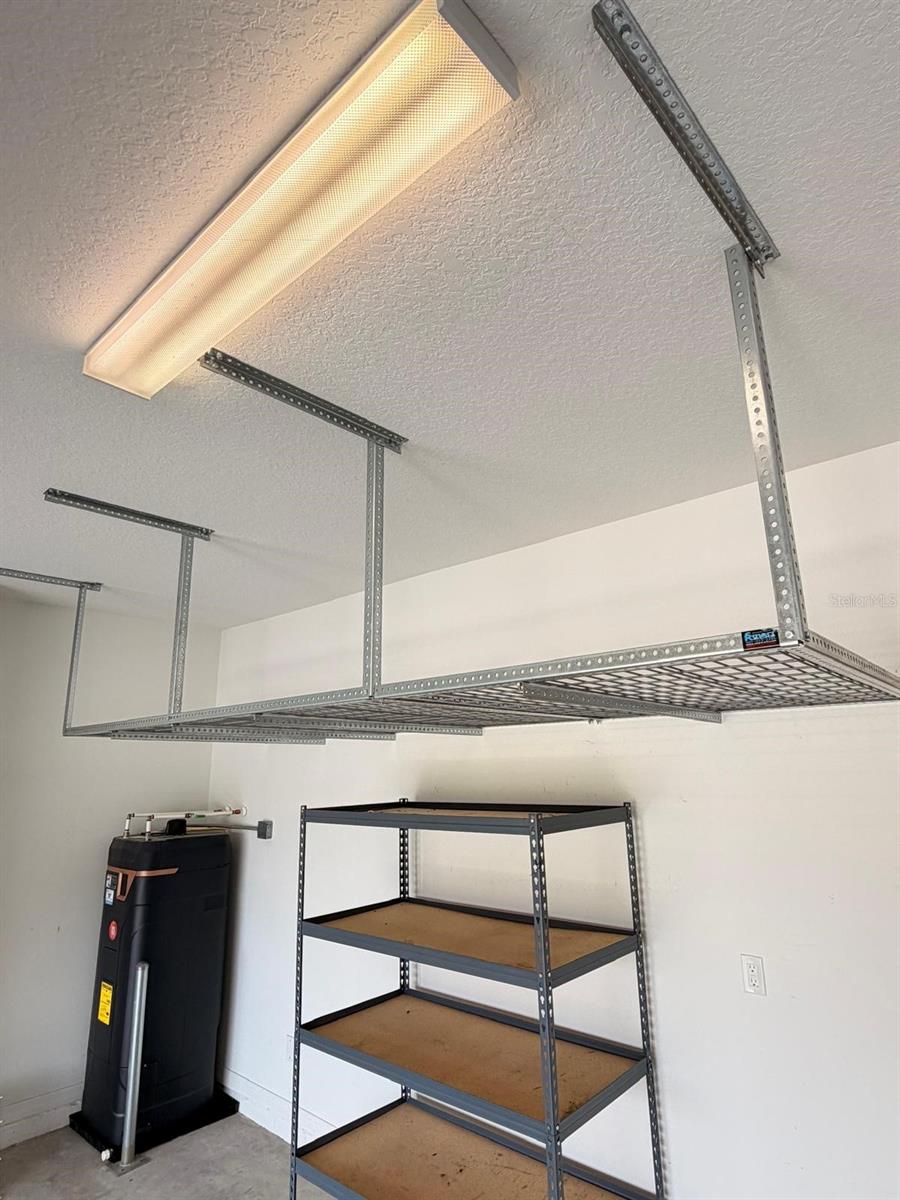 WYNDHAM LAKES ESTATES - Residential