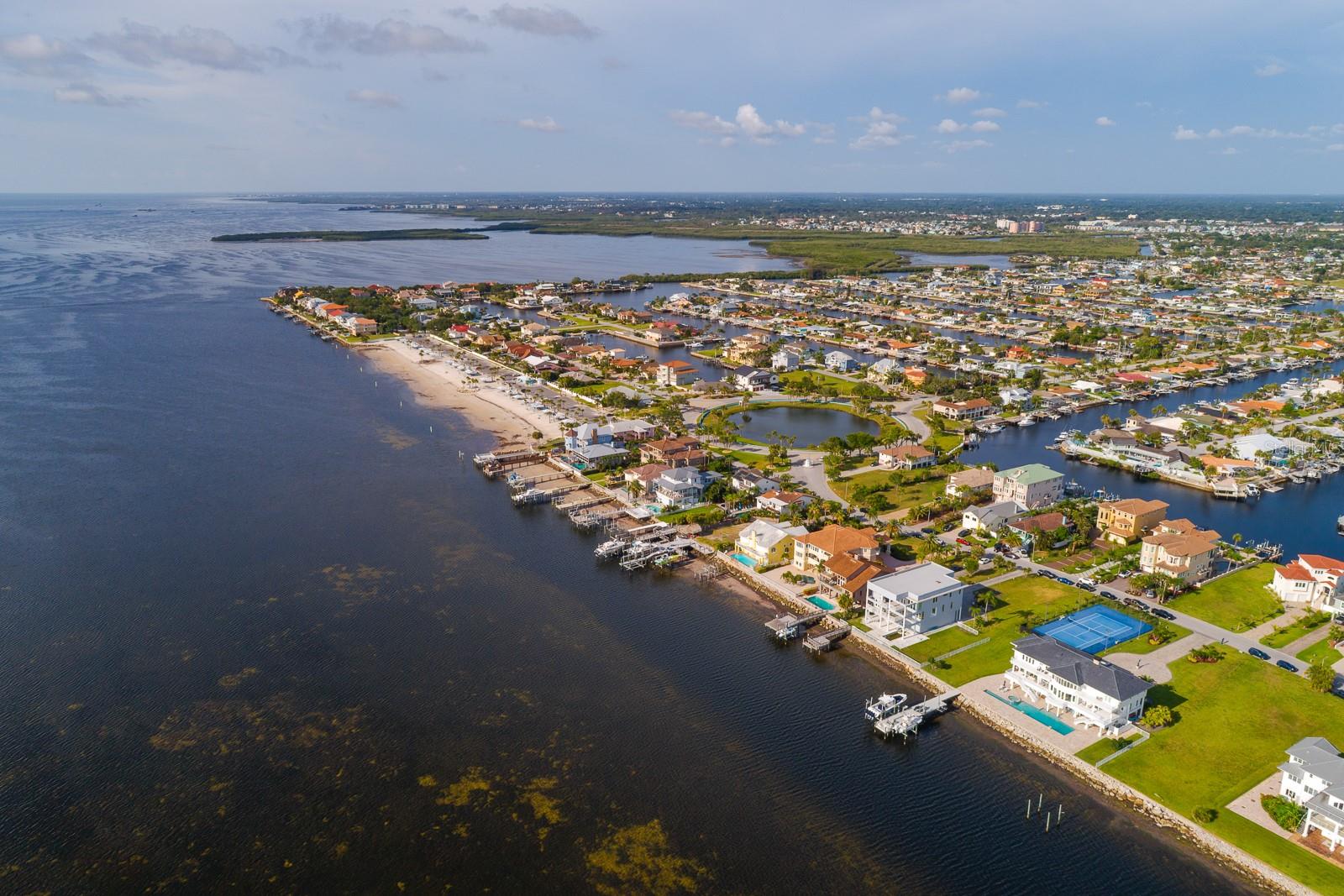 FLORAMAR SEC C-8 - Residential