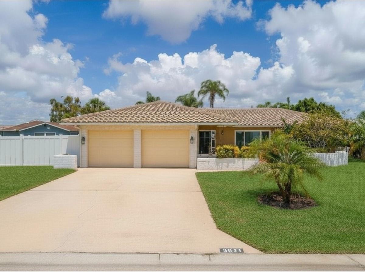 FLORAMAR SEC C-8 - Residential