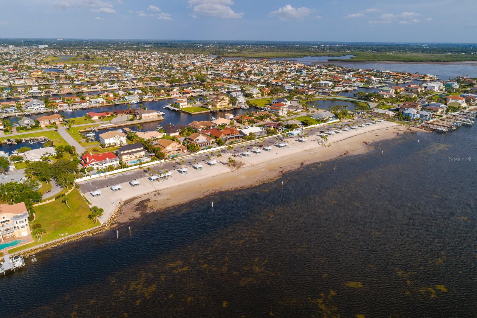 FLORAMAR SEC C-8 - Residential