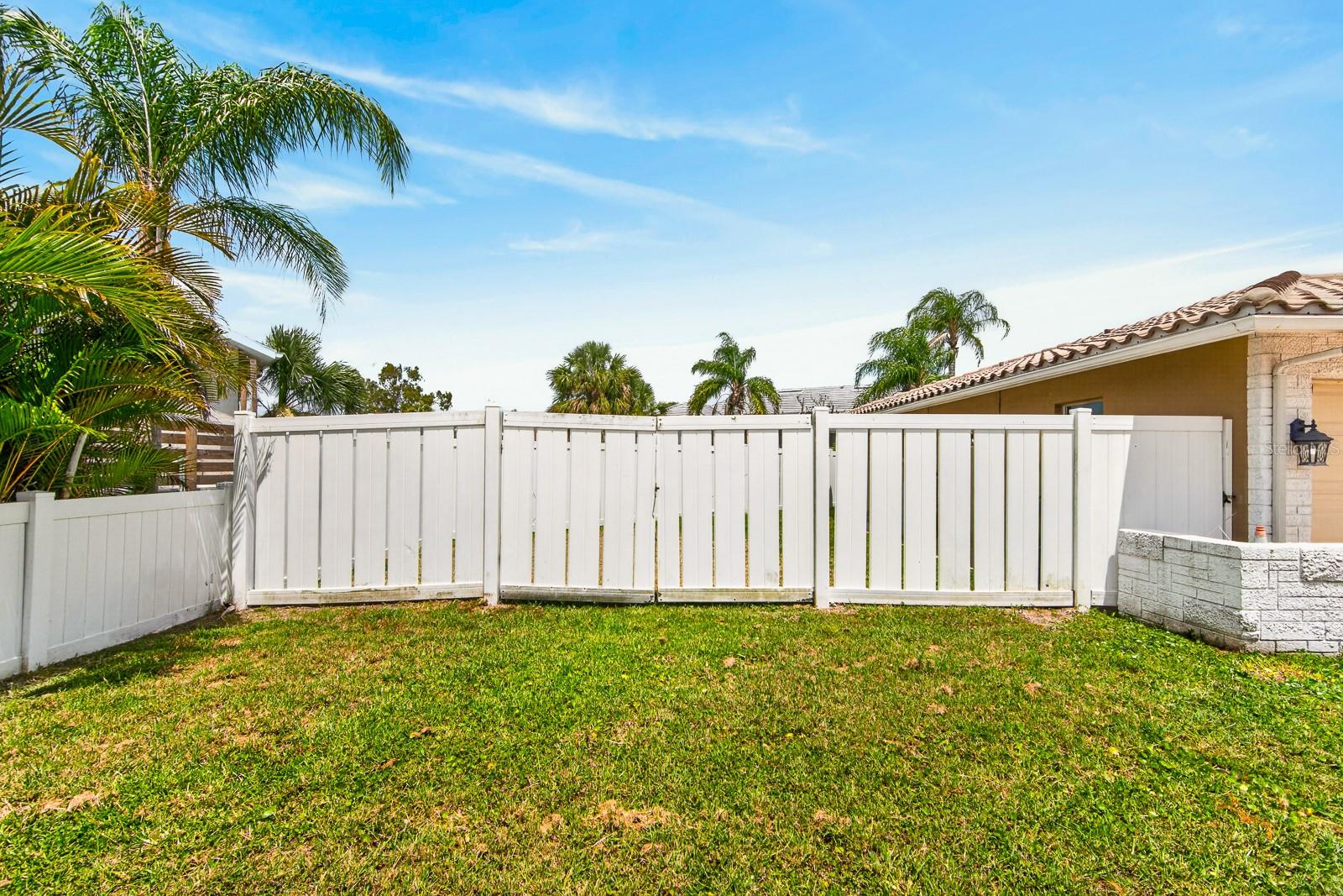 FLORAMAR SEC C-8 - Residential