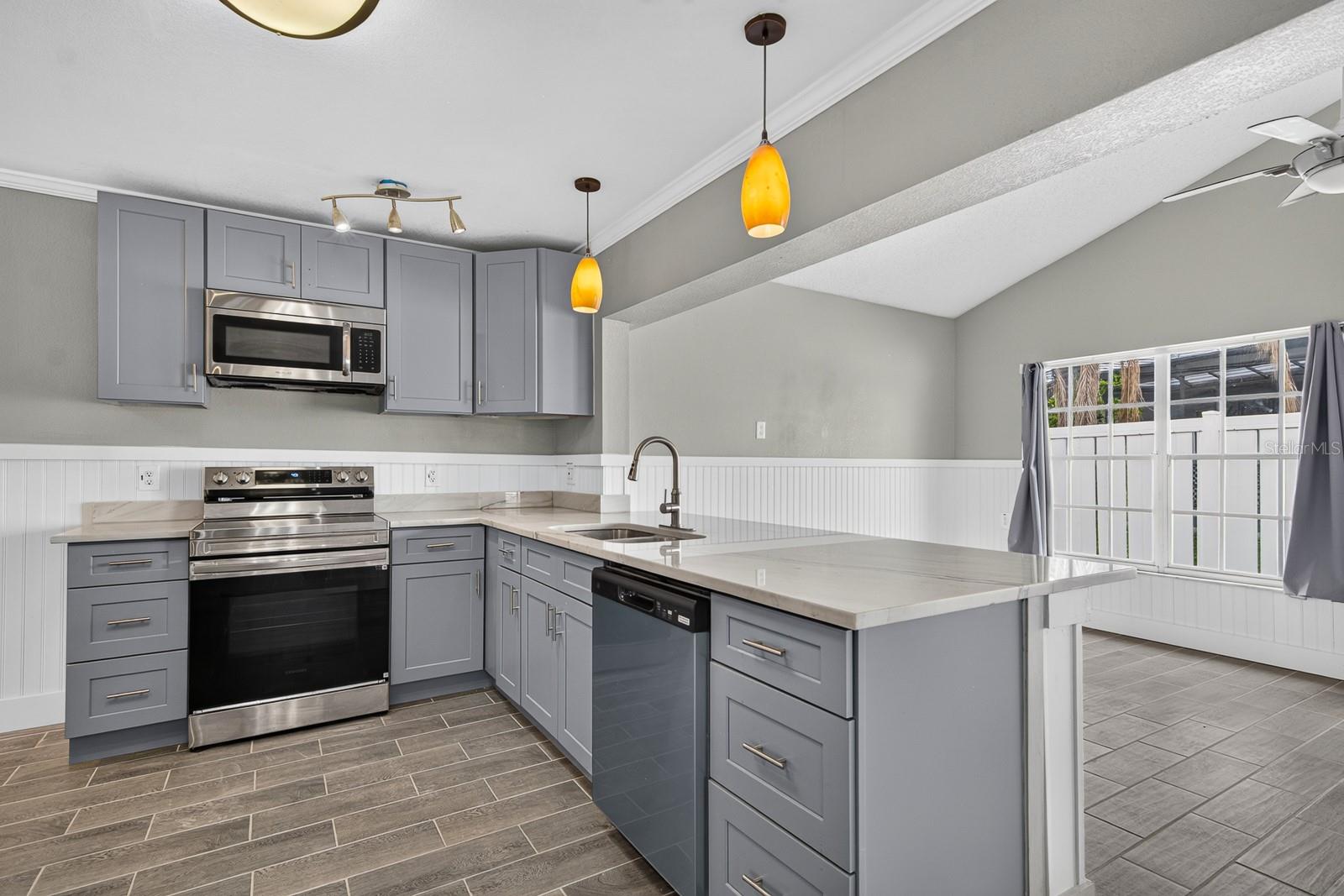 FLORAMAR SEC C-8 - Residential