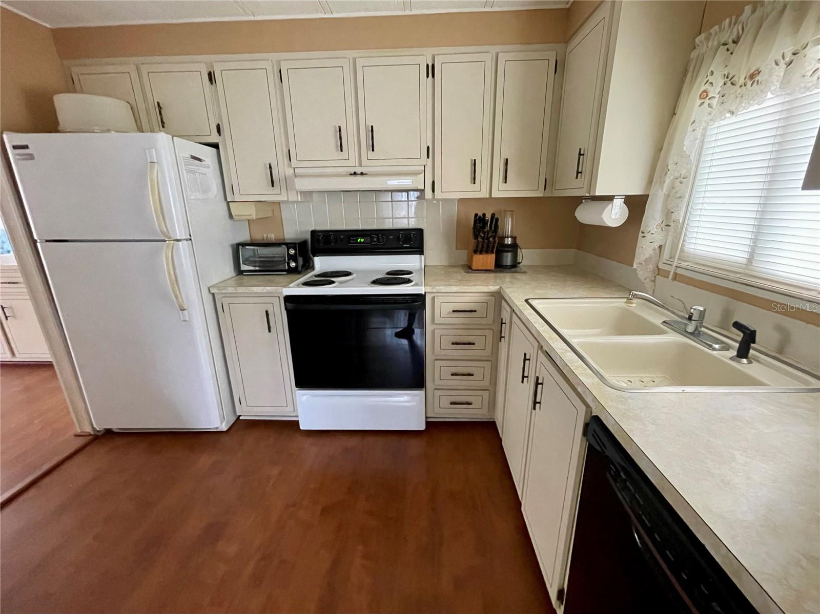 BLUE JAY MOBILE HOME ESTATES CONDO - Residential