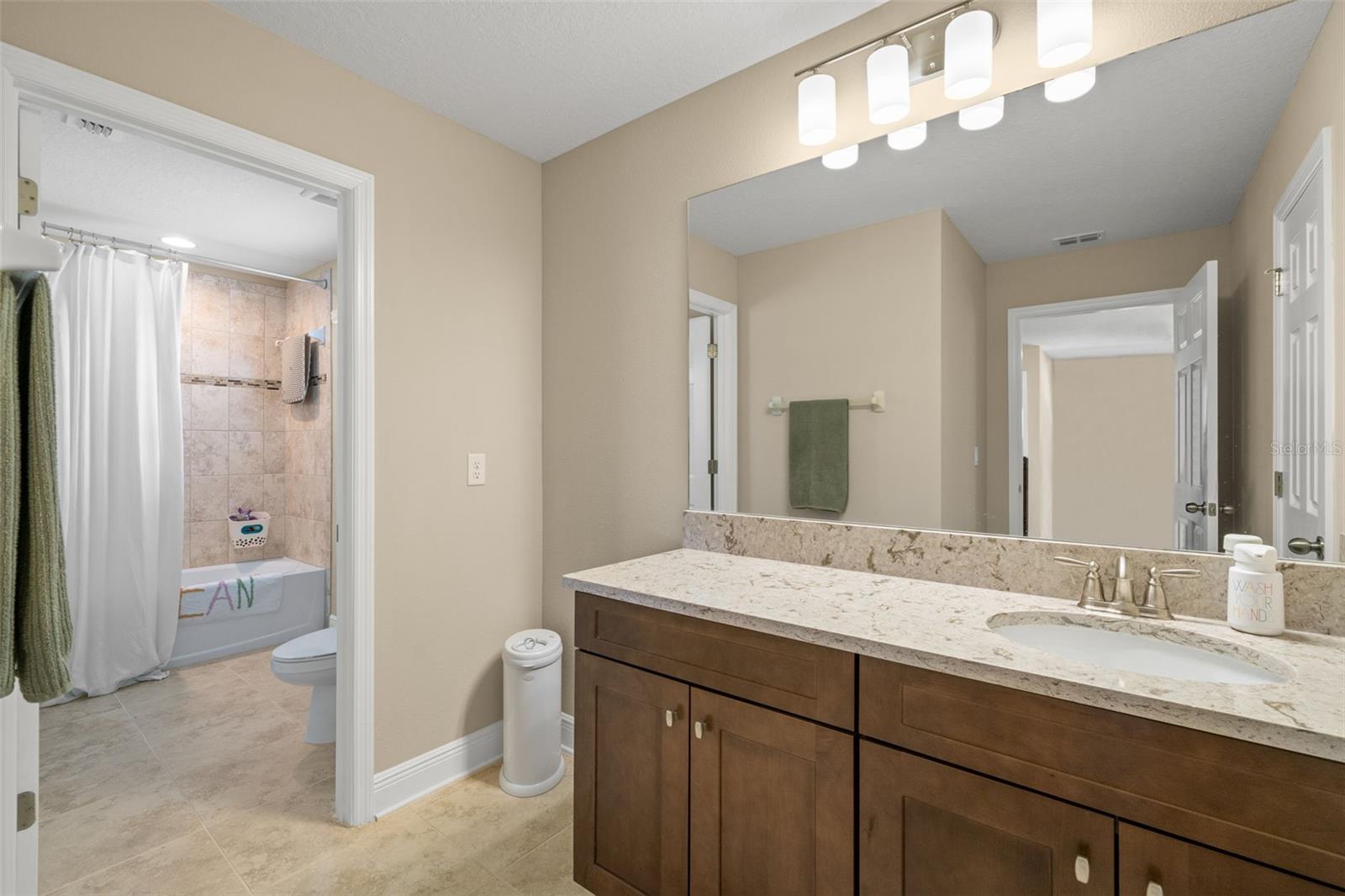 C87 | BERRY BAY SUBDIVISION VILLAGE M - Residential