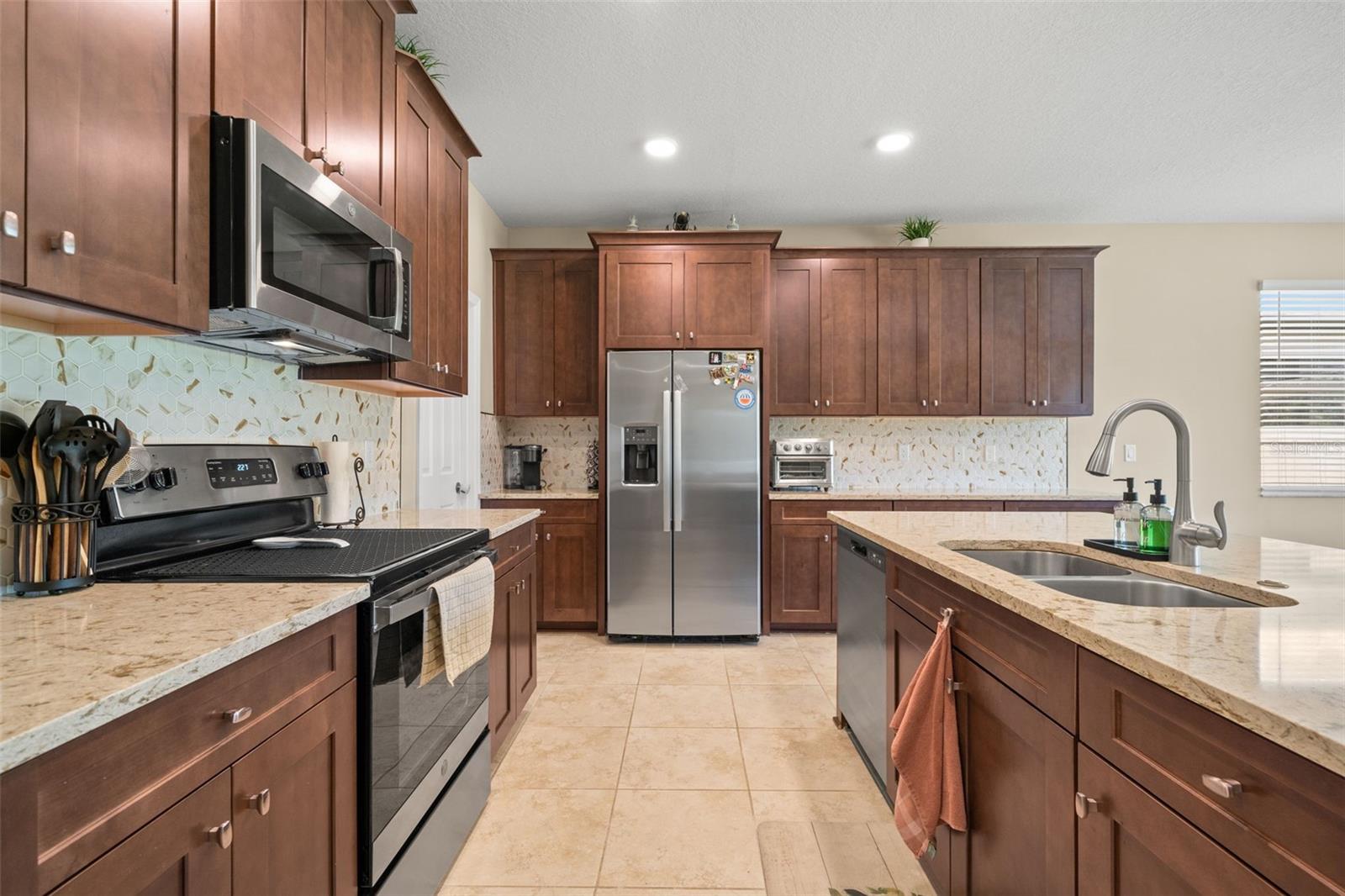 C87 | BERRY BAY SUBDIVISION VILLAGE M - Residential