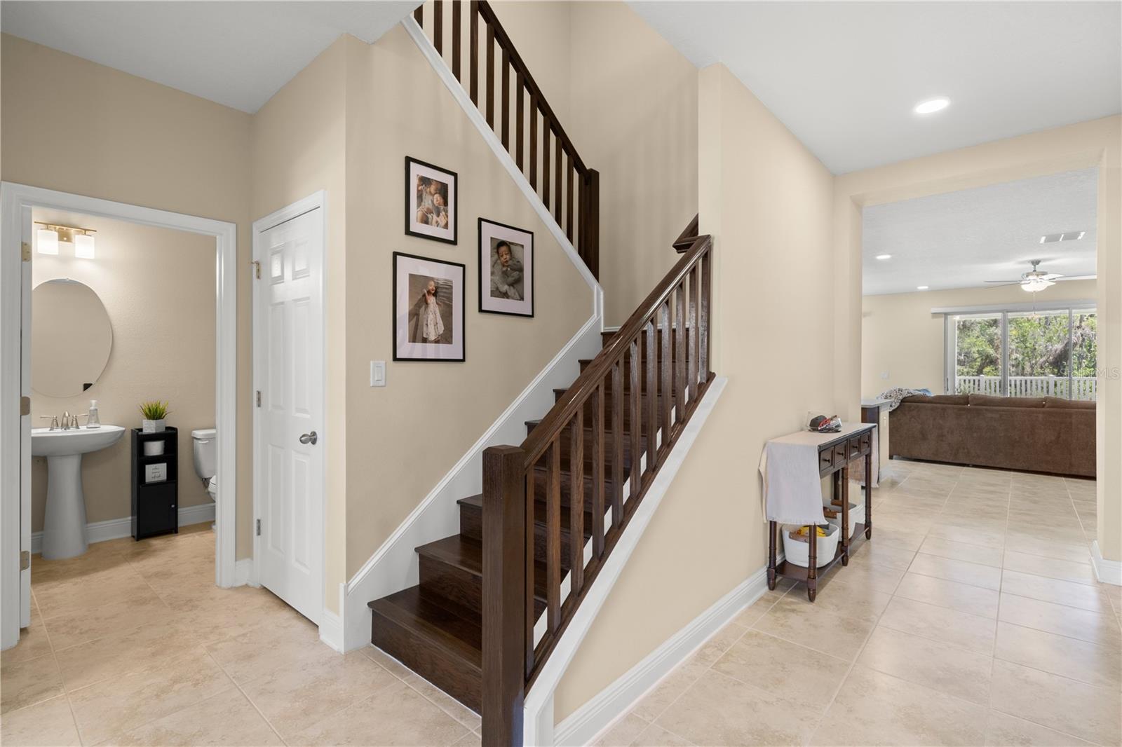 C87 | BERRY BAY SUBDIVISION VILLAGE M - Residential