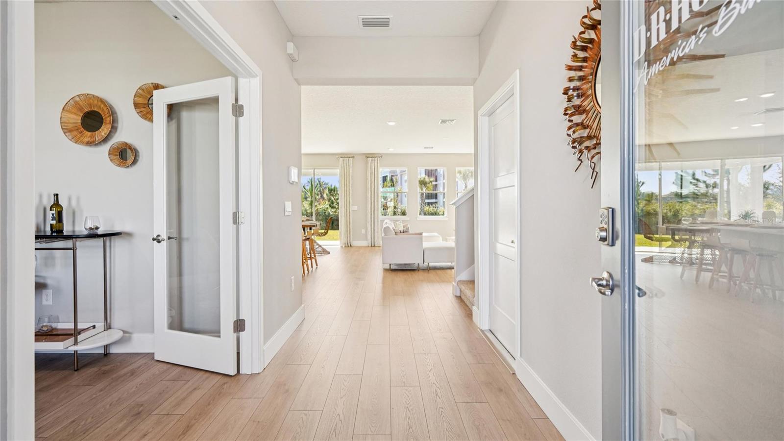 BUCHANAN TRAILS - Residential