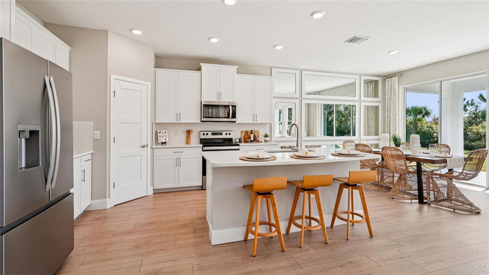 BUCHANAN TRAILS - Residential