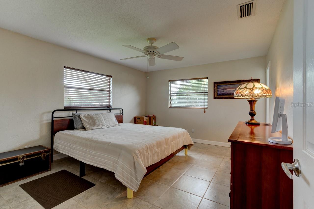 AQUA GOLF UNIT 02 UNREC 234 - Residential