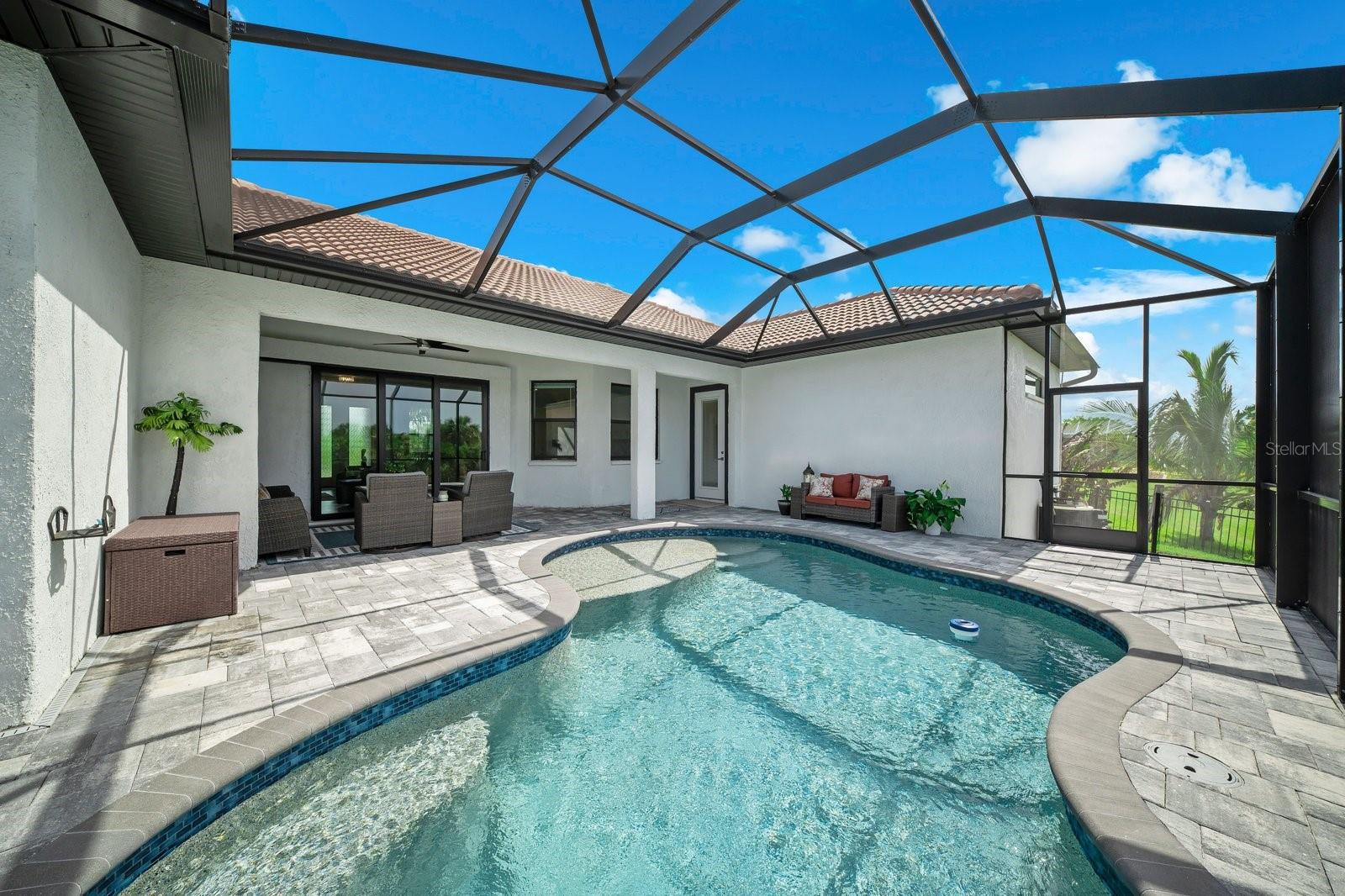 SOUTH GULF COVE - Residential