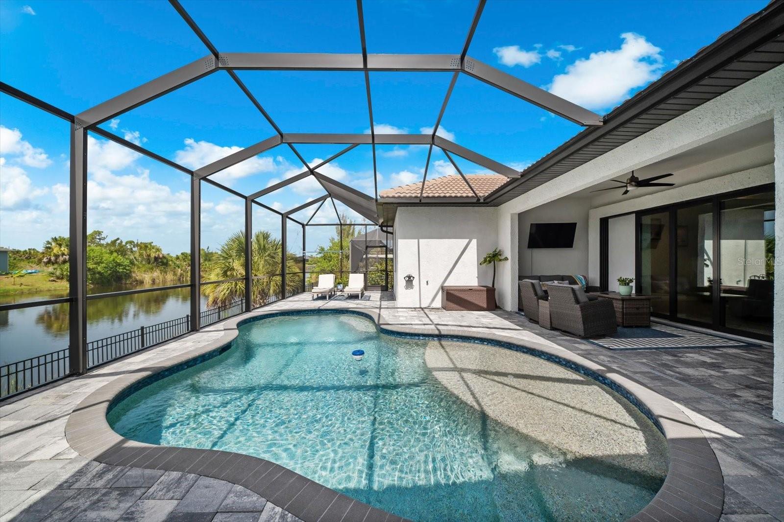 SOUTH GULF COVE - Residential
