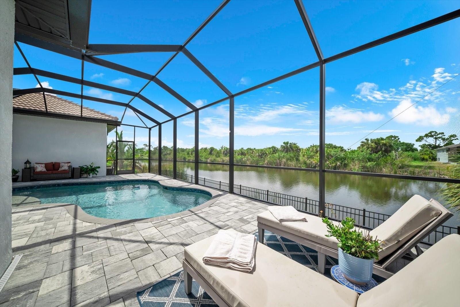 SOUTH GULF COVE - Residential