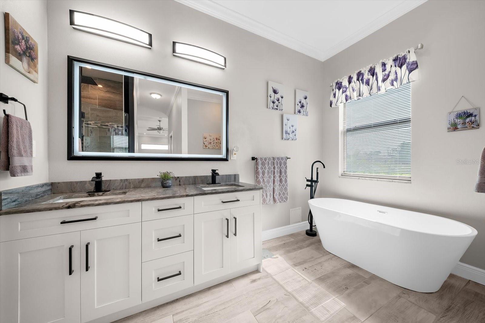 SOUTH GULF COVE - Residential