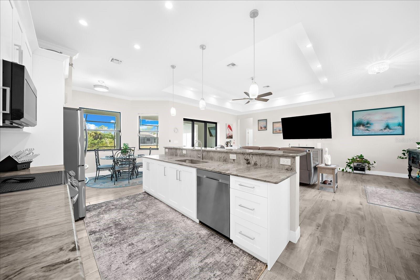 SOUTH GULF COVE - Residential