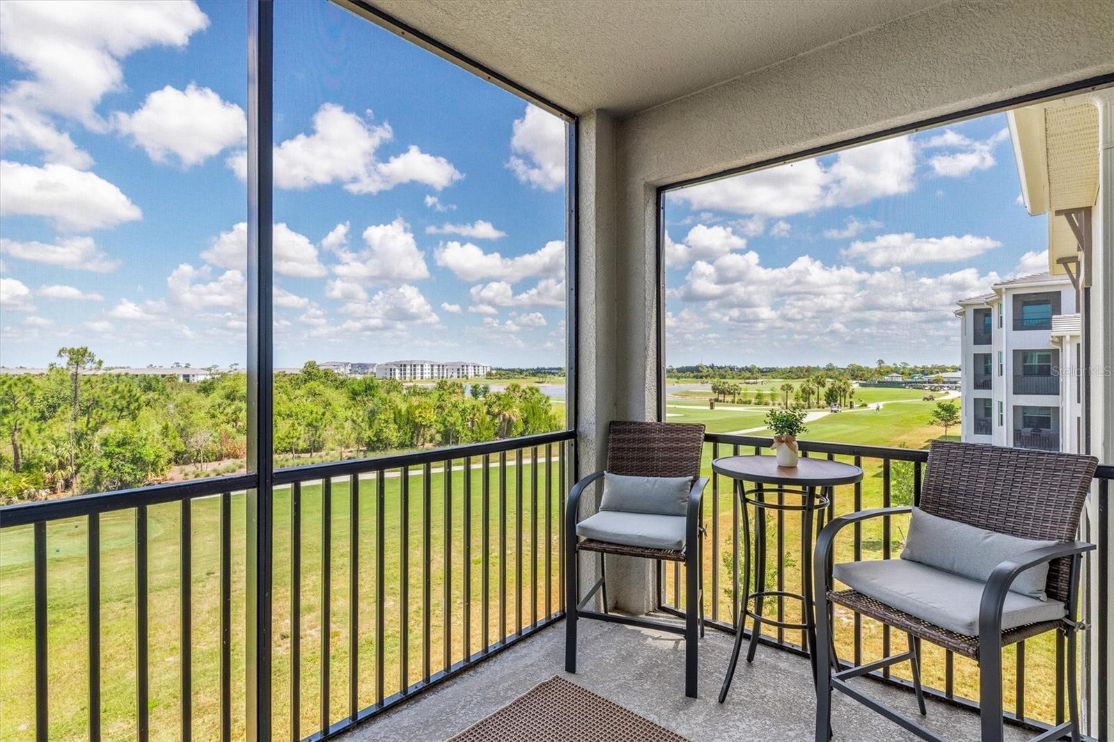 WELLEN PARK GOLF & COUNTRY CLUB - Residential