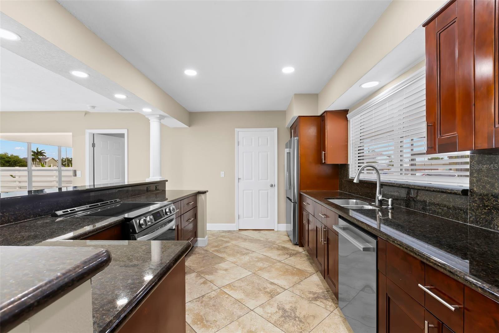 BAY POINT ESTATES - Residential