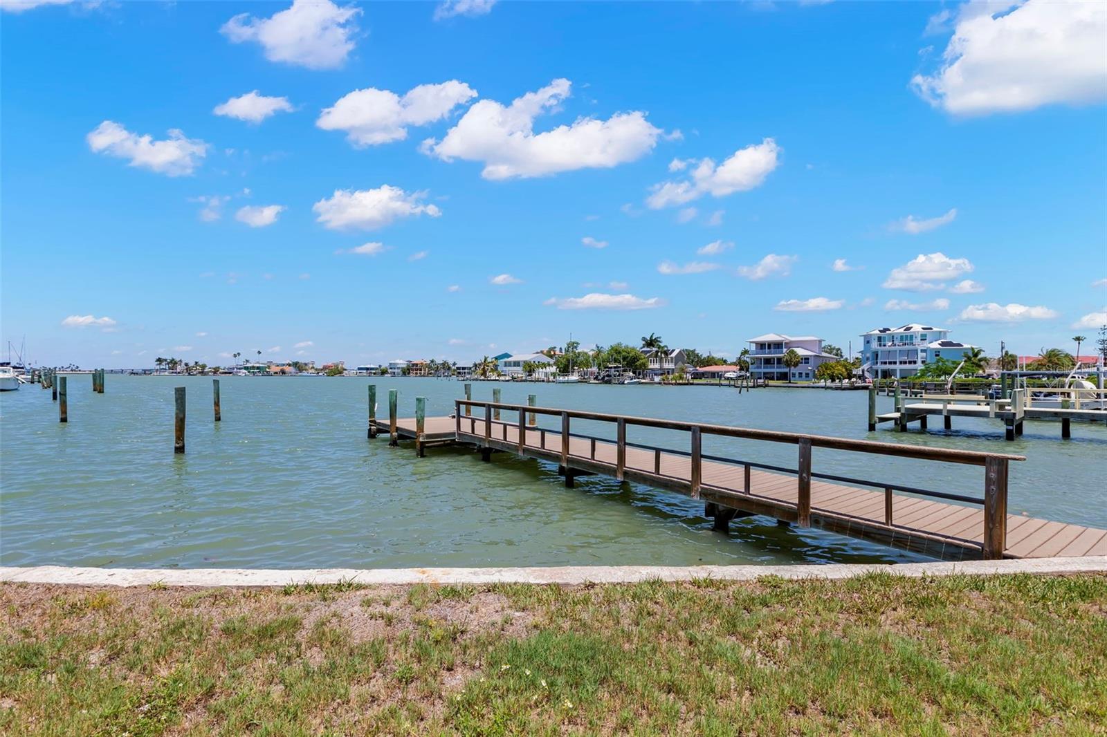 BAY POINT ESTATES - Residential