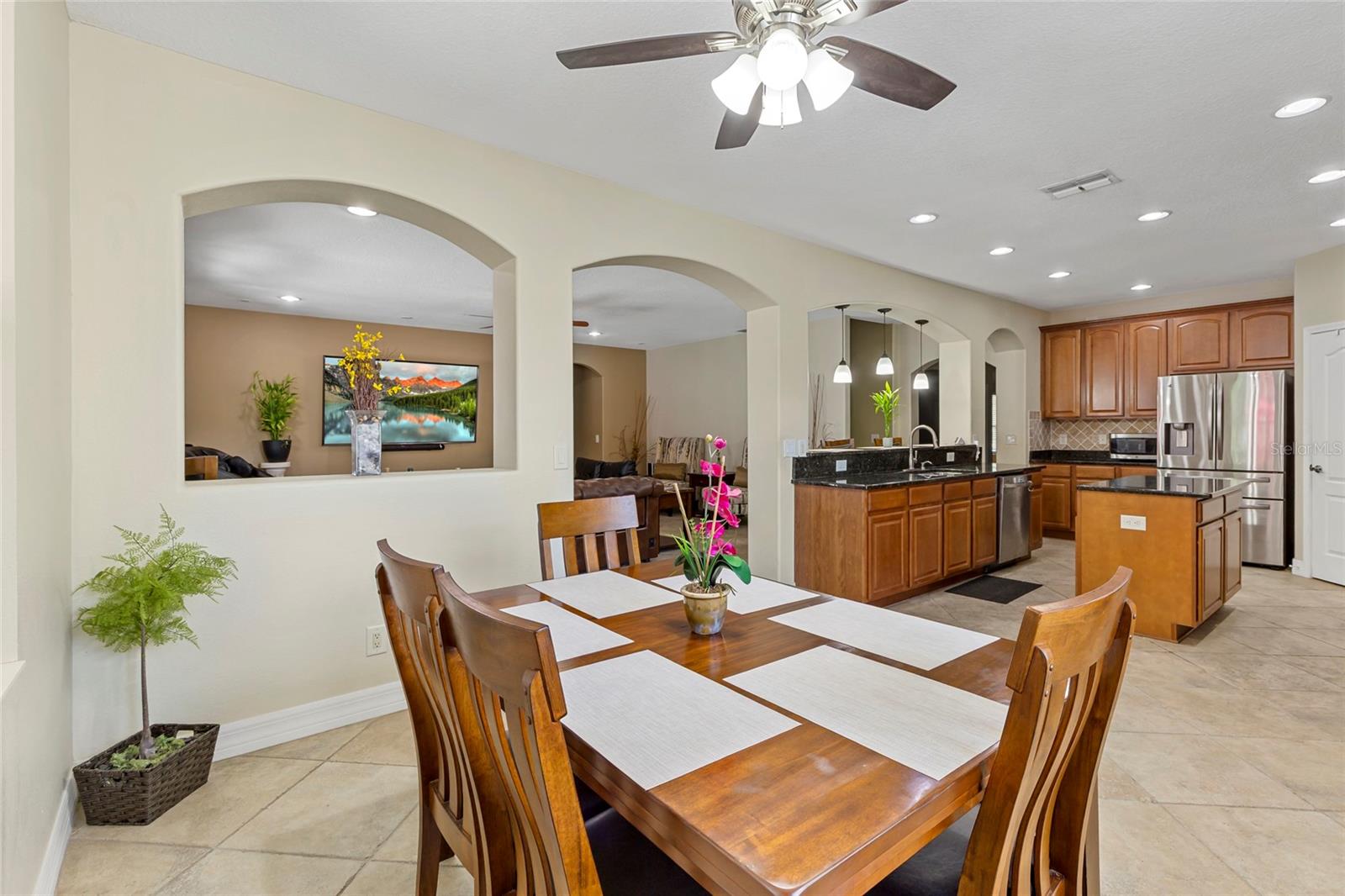 ABBEY TRACE - Residential