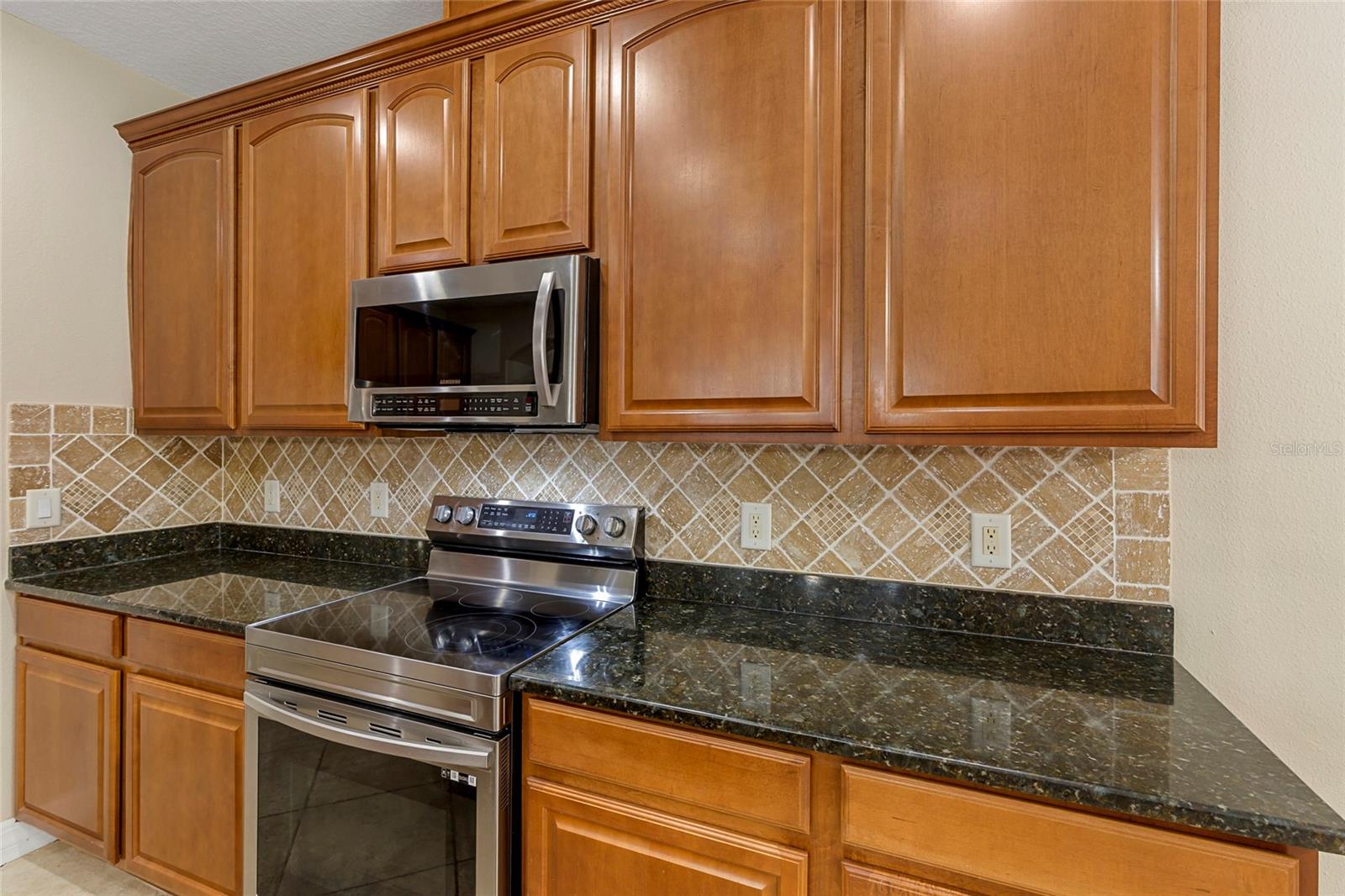 ABBEY TRACE - Residential