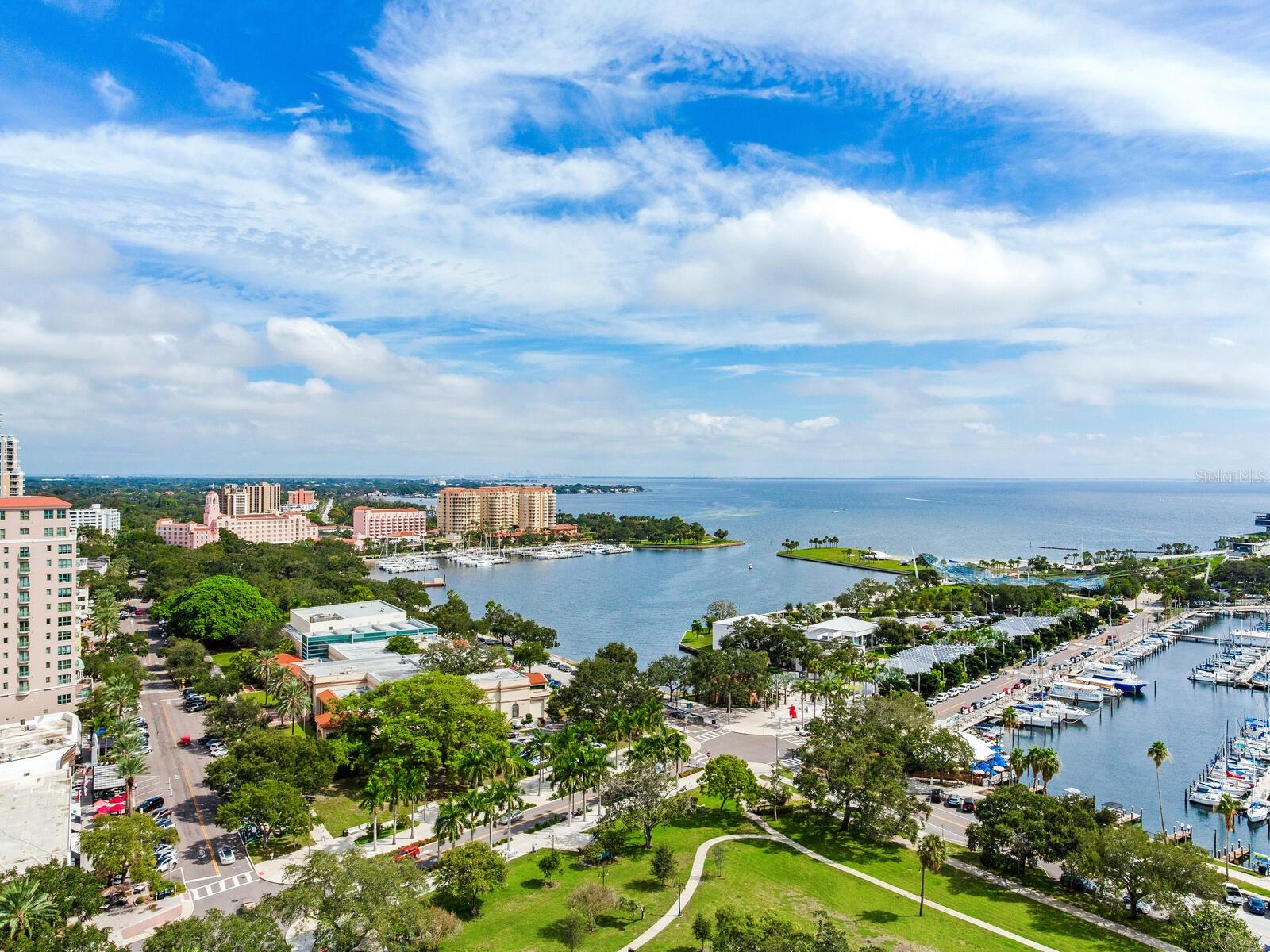FLORENCIA CONDO - Residential
