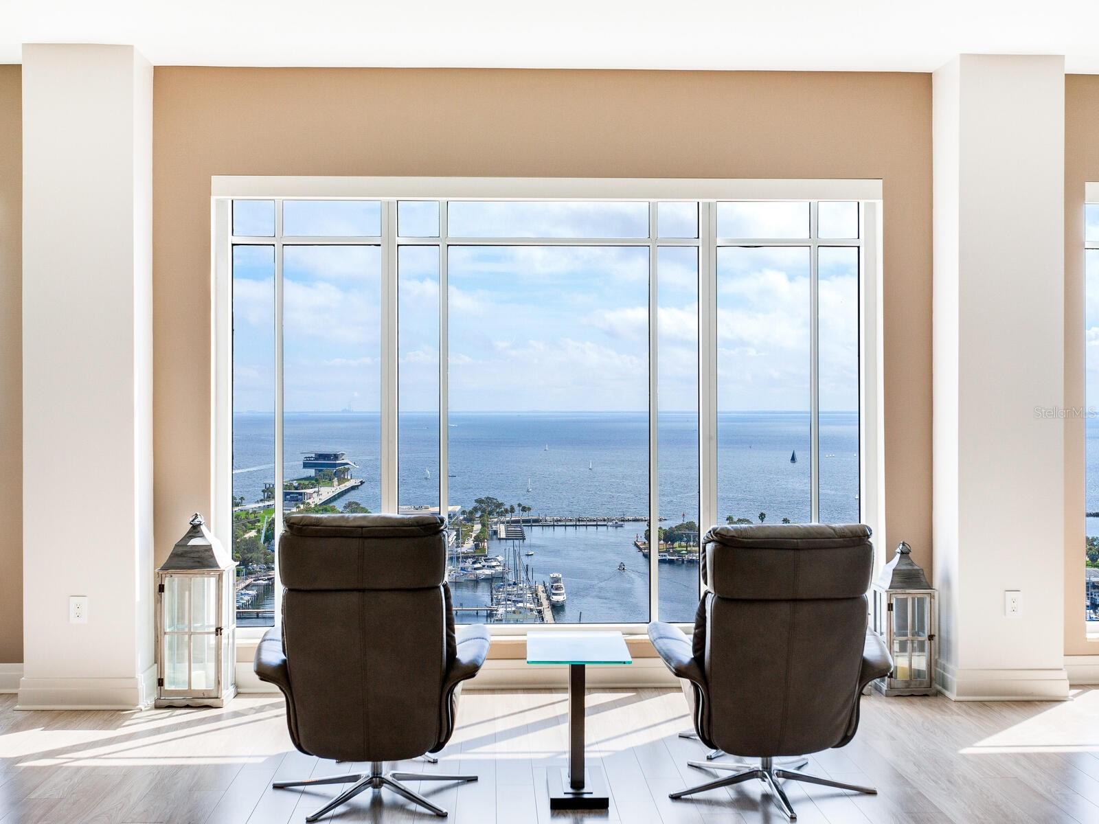 FLORENCIA CONDO - Residential