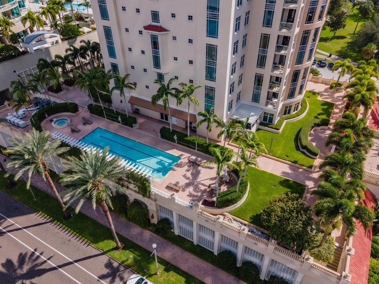 FLORENCIA CONDO - Residential