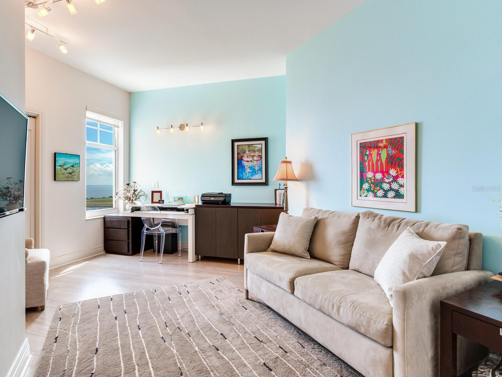 FLORENCIA CONDO - Residential
