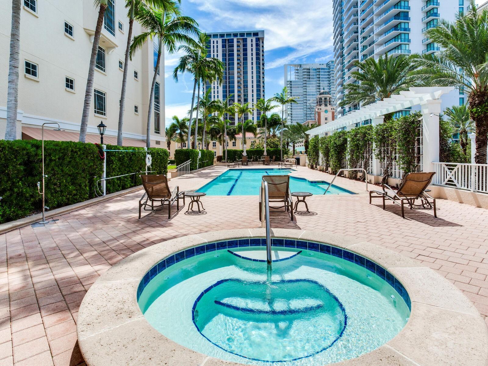 FLORENCIA CONDO - Residential