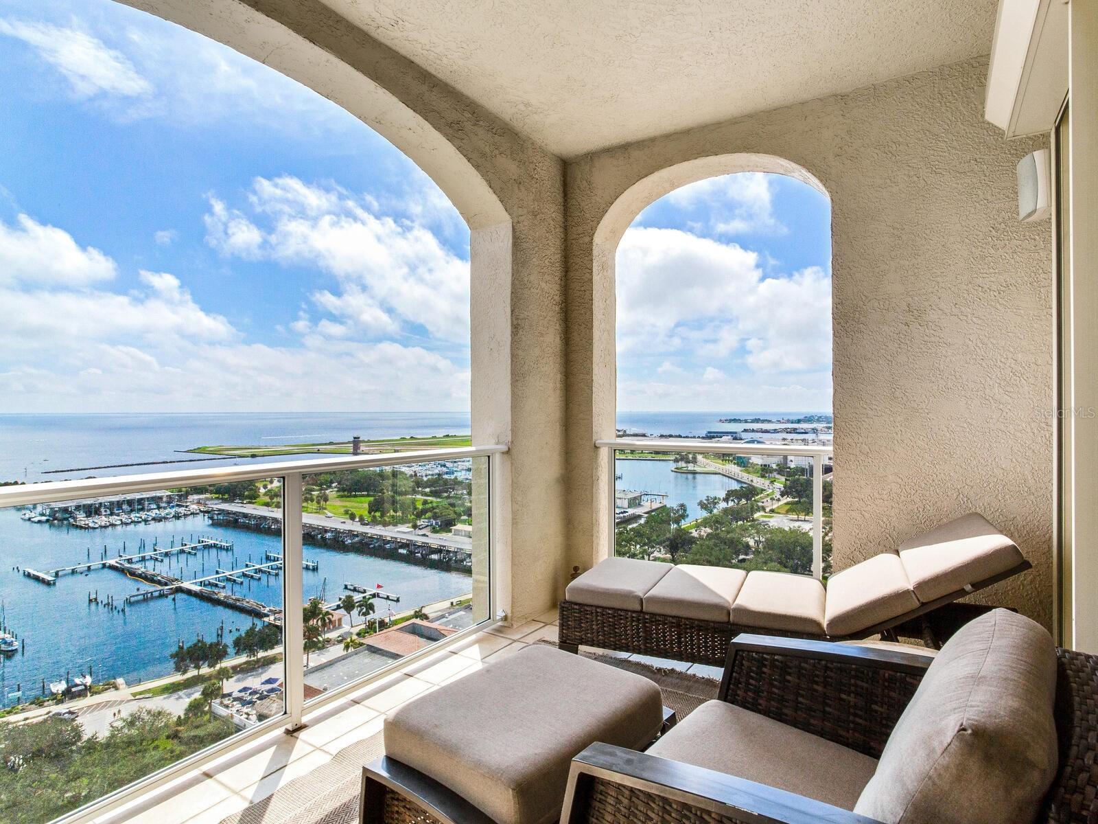 FLORENCIA CONDO - Residential