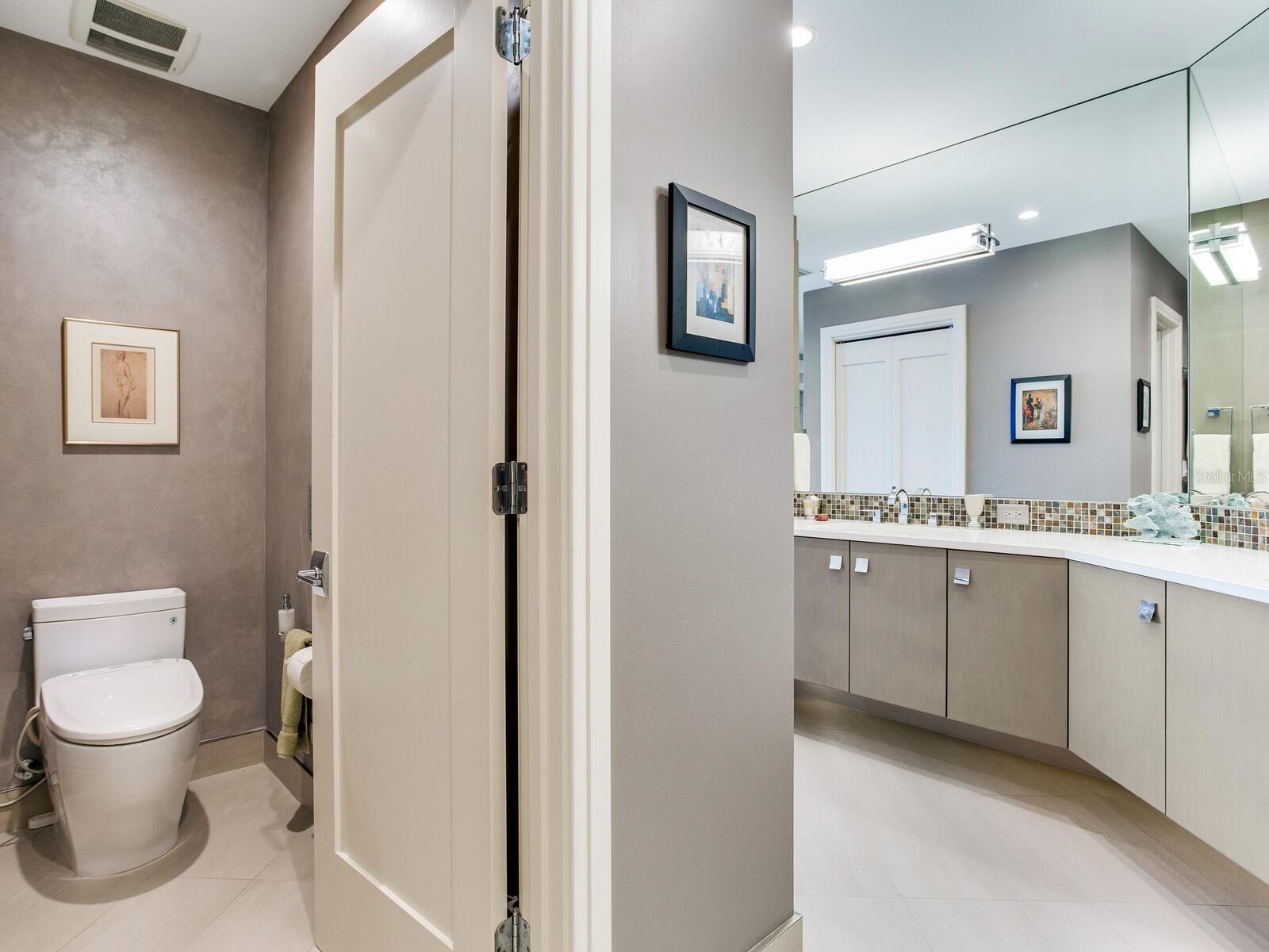 FLORENCIA CONDO - Residential