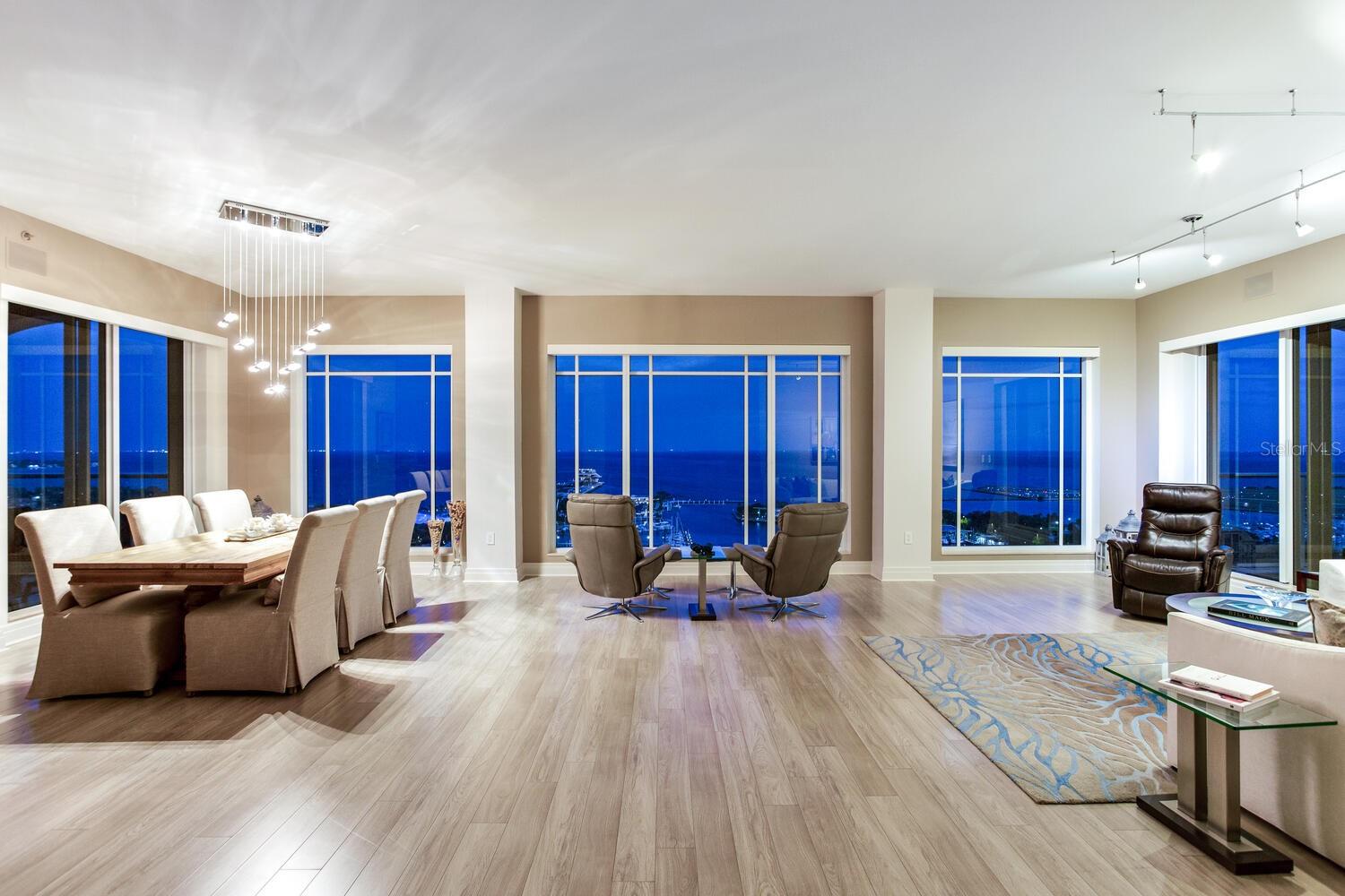 FLORENCIA CONDO - Residential